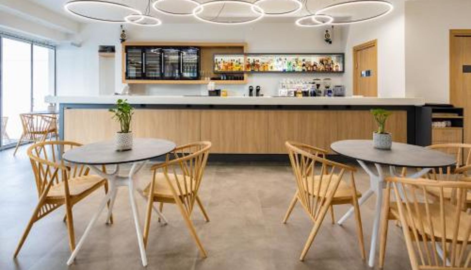 Frühstücksraum innerhalb des Restaurants - Epavli Grace Hotel