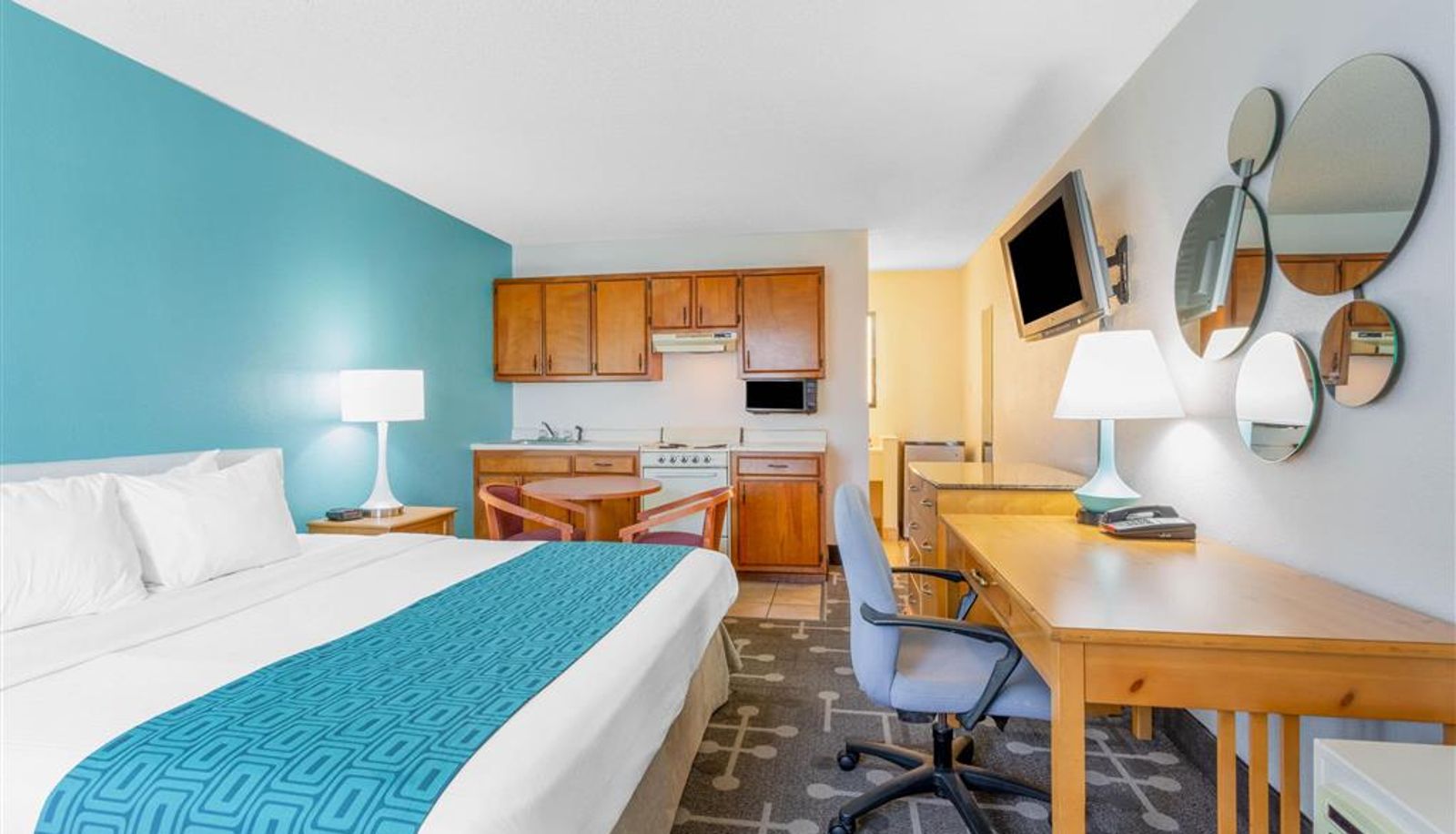 Room - Howard Johnson by Wyndham Virginia Beach