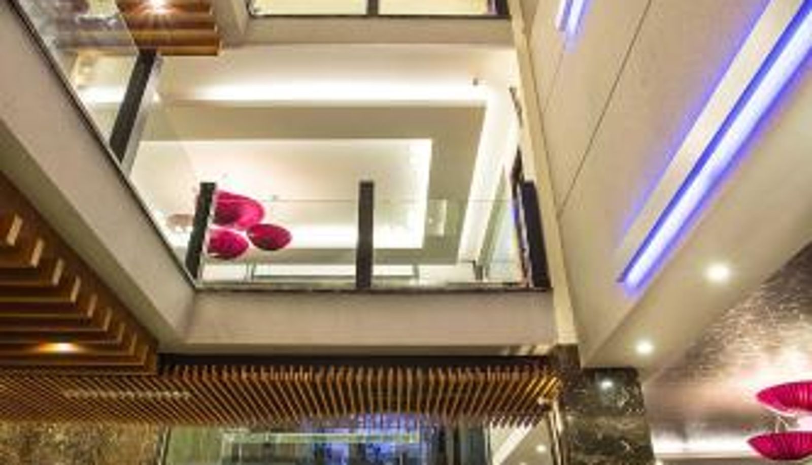 Info - Valentine Hotel