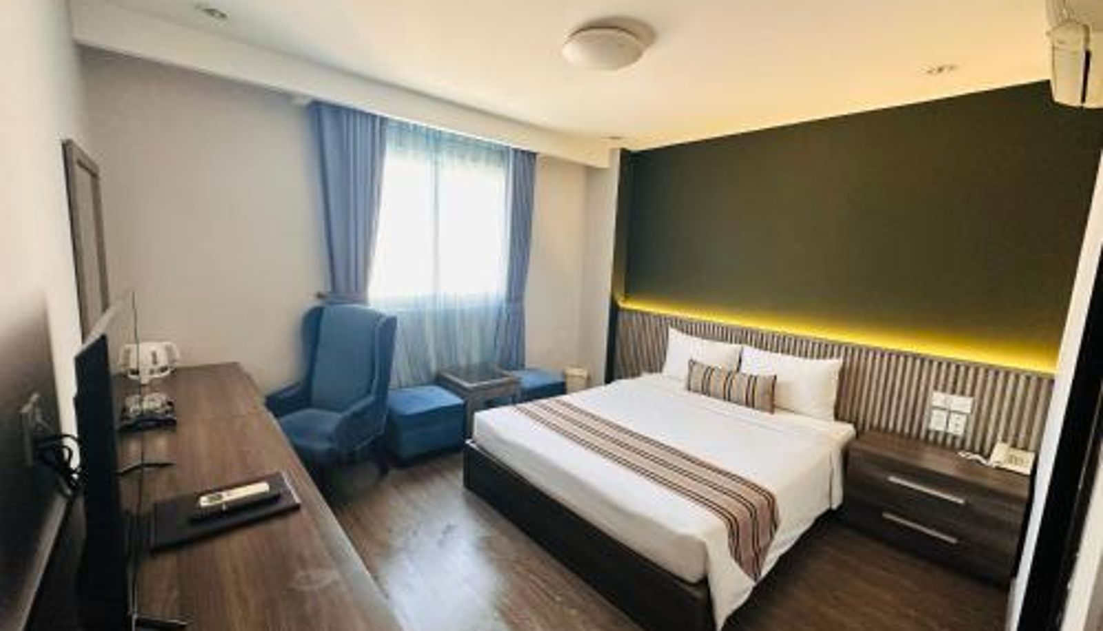 Camera standard - Iris Hotel