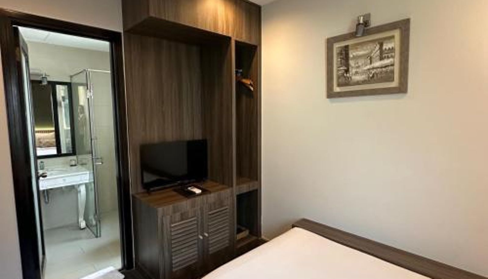 Camera standard - Iris Hotel
