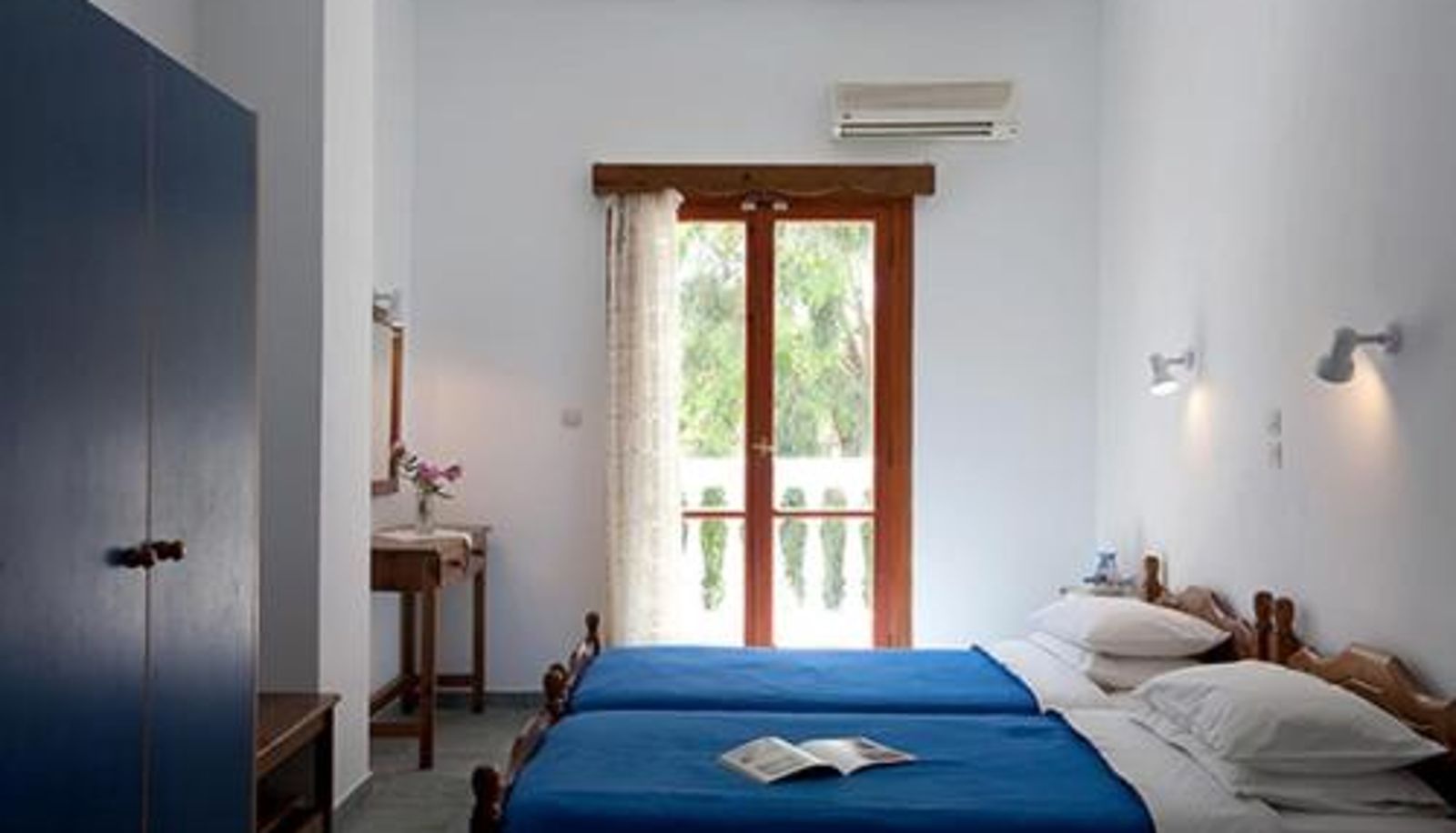 Zimmer - Finikas Santorini