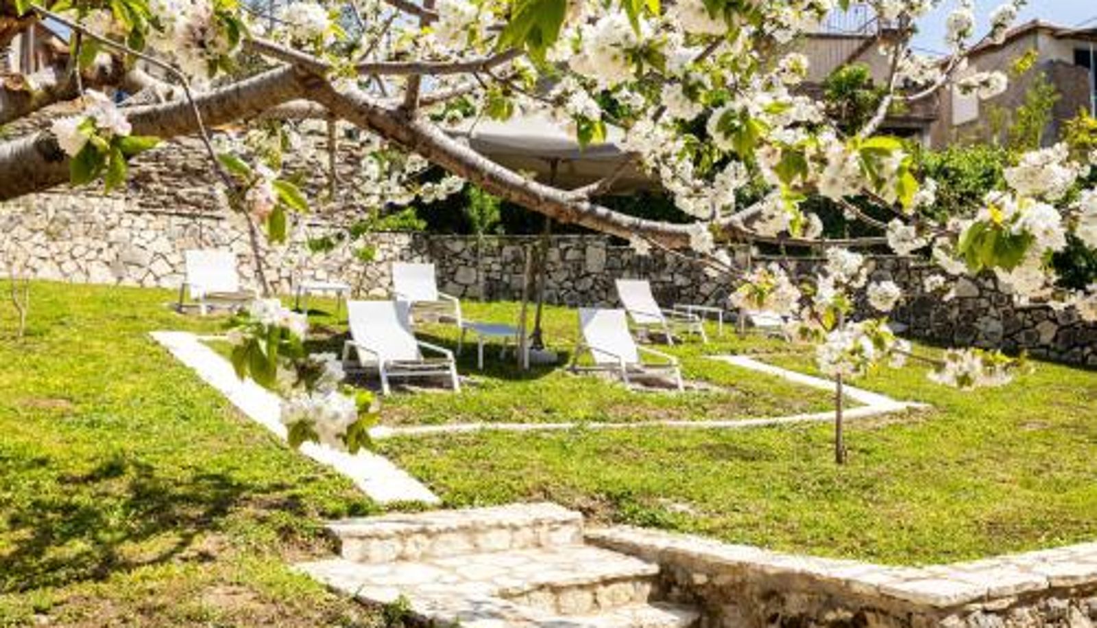 Suite - Denthis Hotel - Taygetos Mountain Getaway