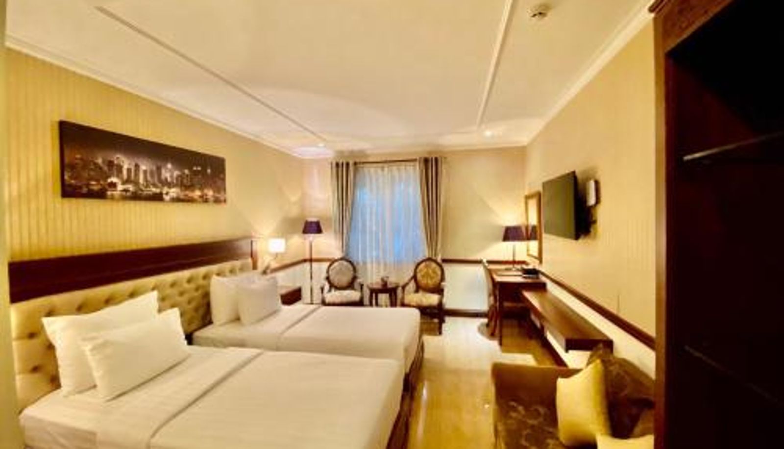 Standard room - Central Hotel & Residences Swimming Pool