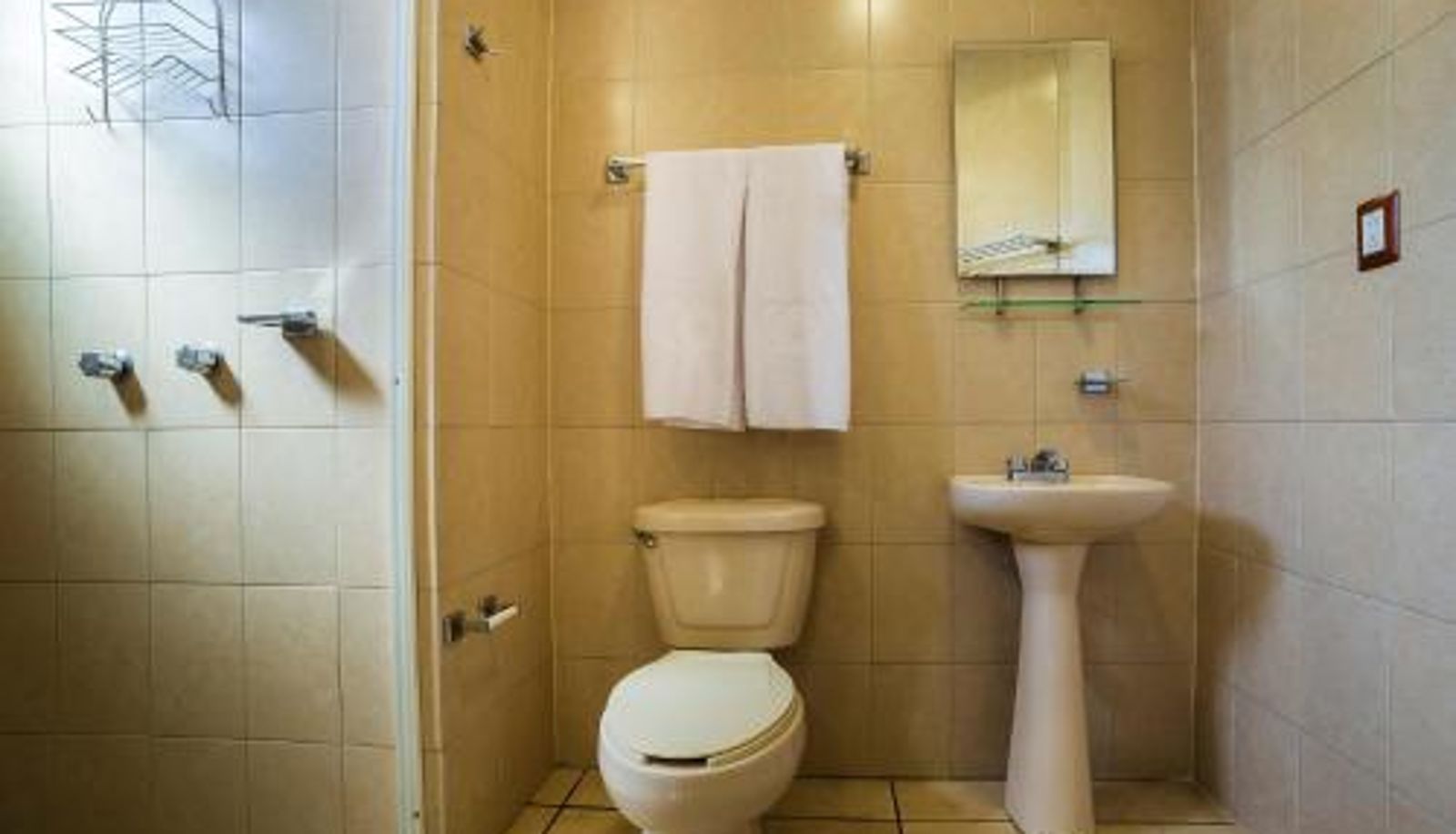 Bathroom - Hotel Zadapi
