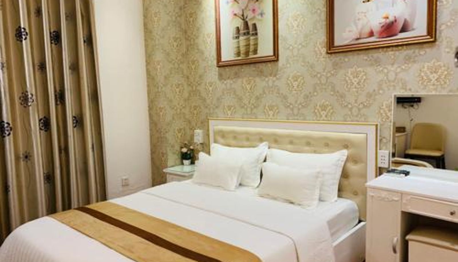 Zimmer - Hotel Nhất Ly
