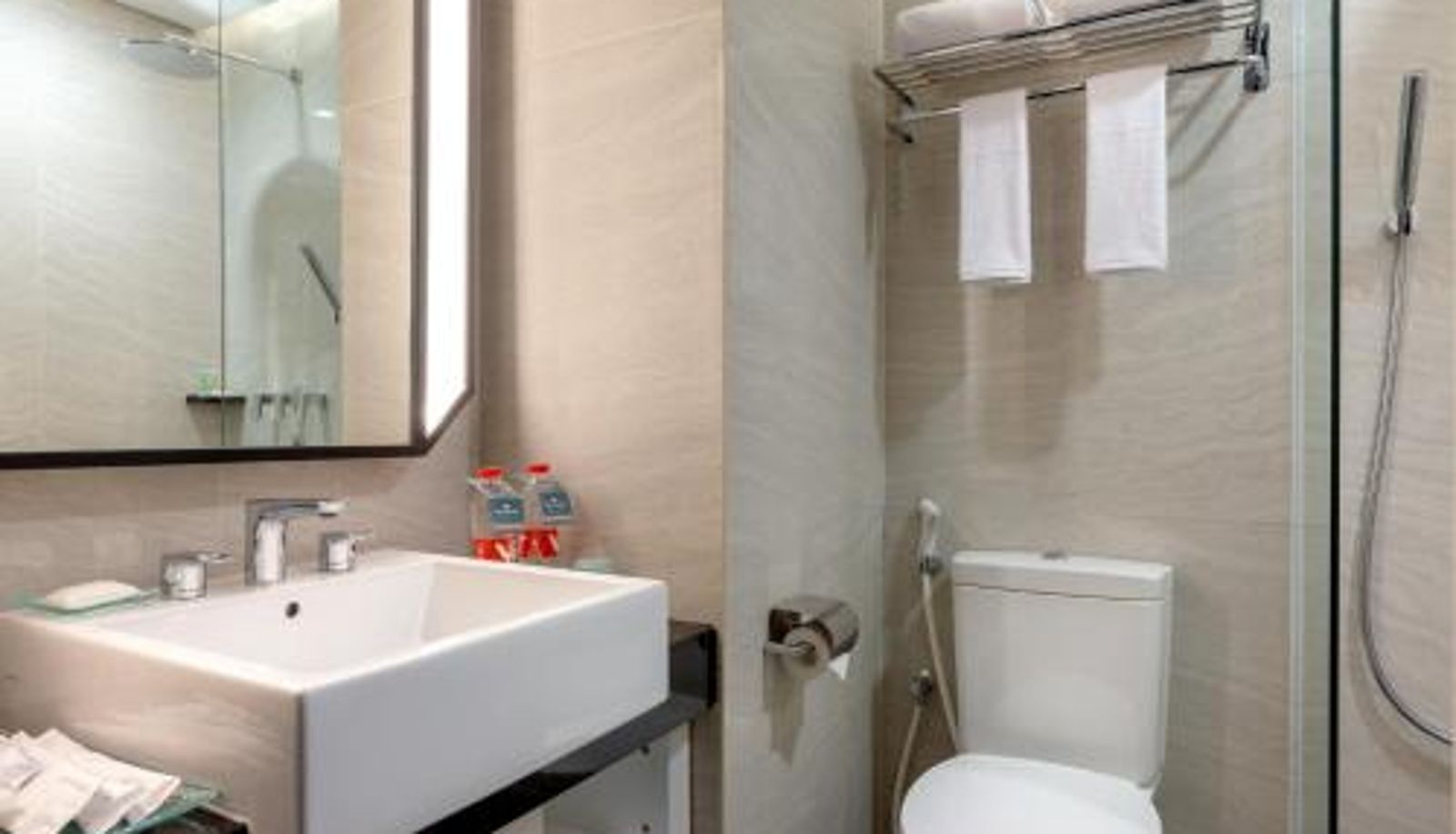 Zimmer - Hotel Santika Pasir Koja Bandung