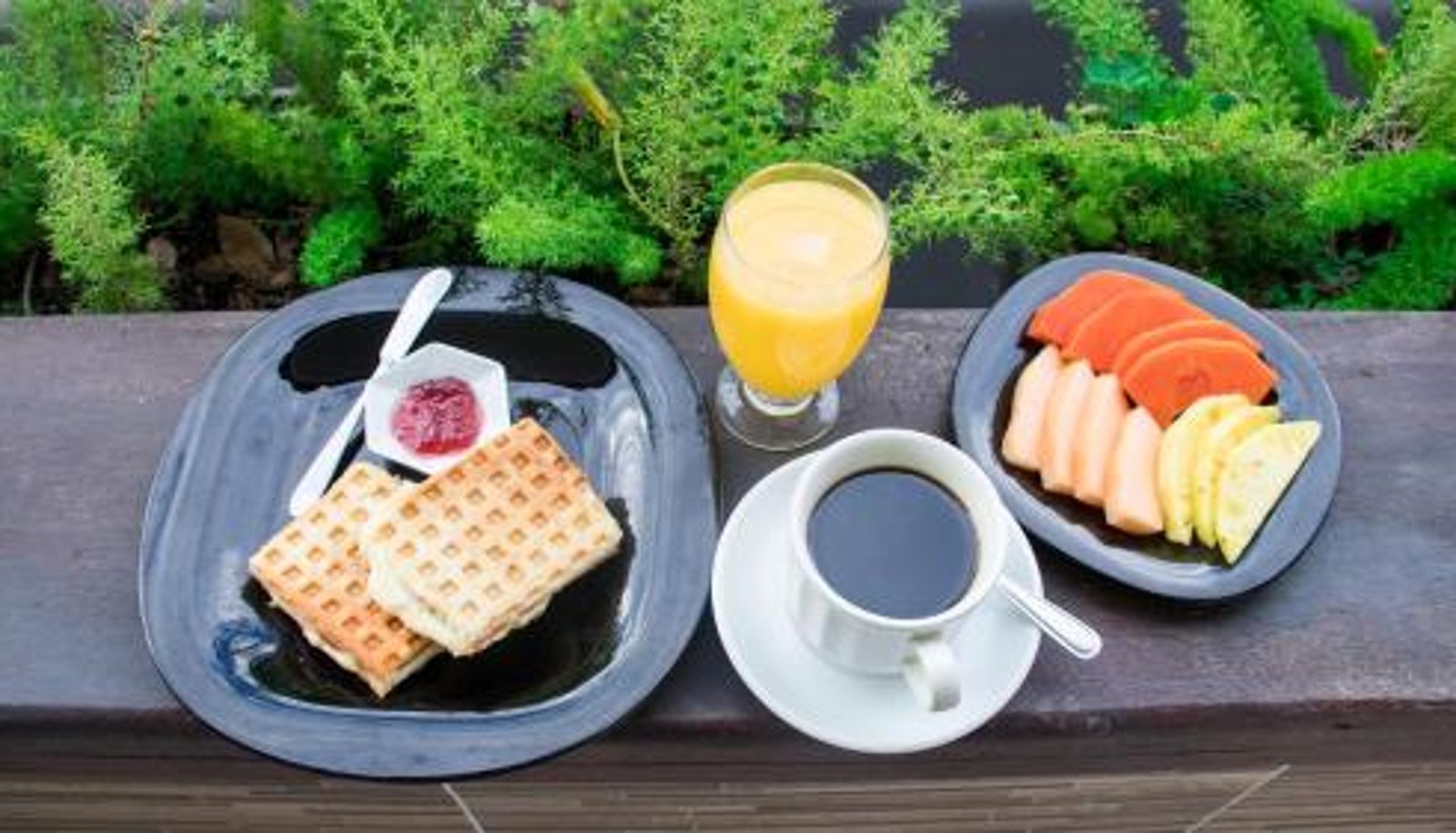 Frühstücksraum innerhalb des Restaurants - Hotel BLH 2