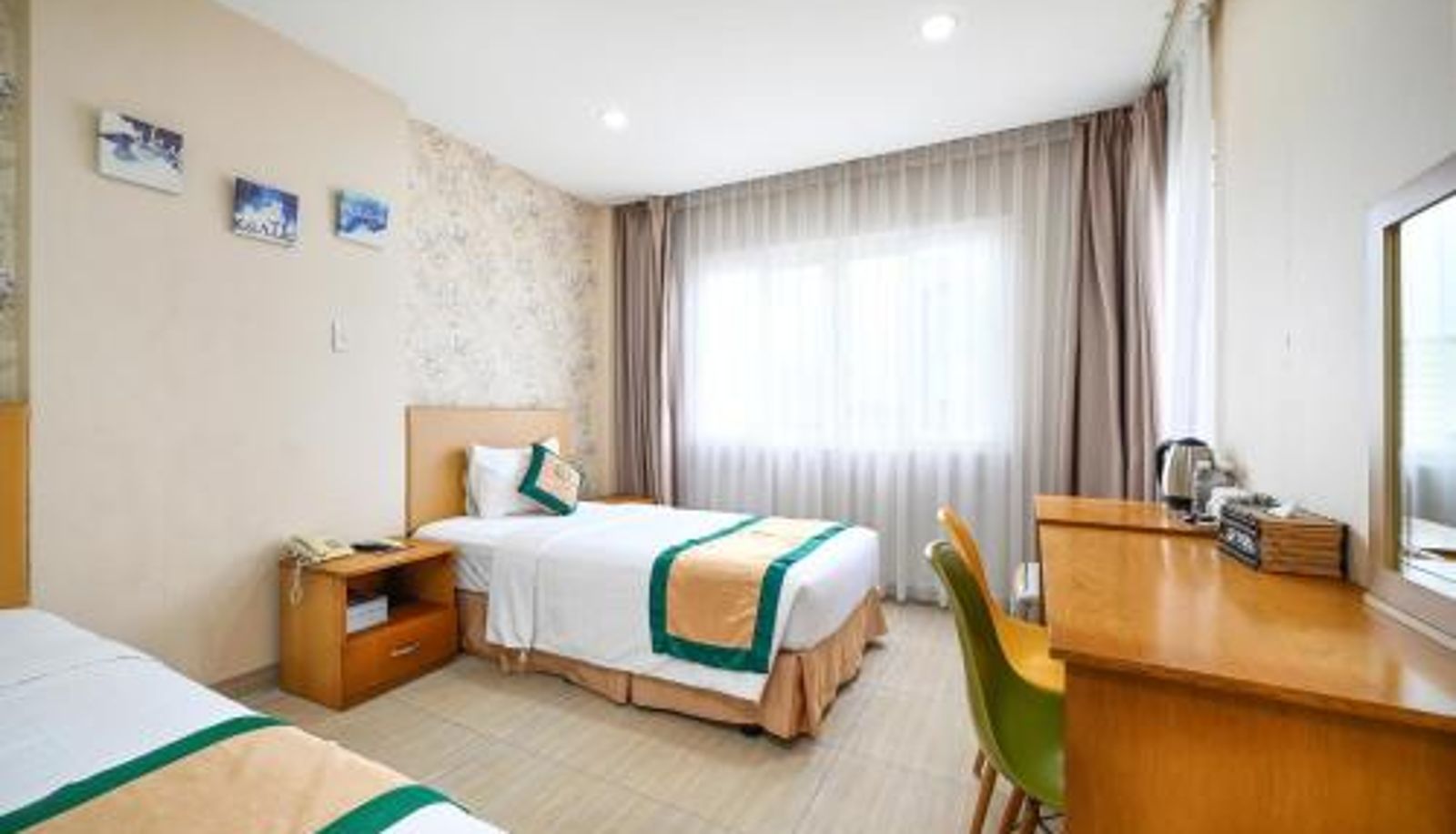 Pokój trzyosobowy - Camila Airport Hotel