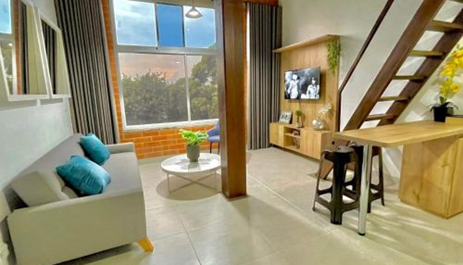 Apartment - Apartamento en Laurels Medellín