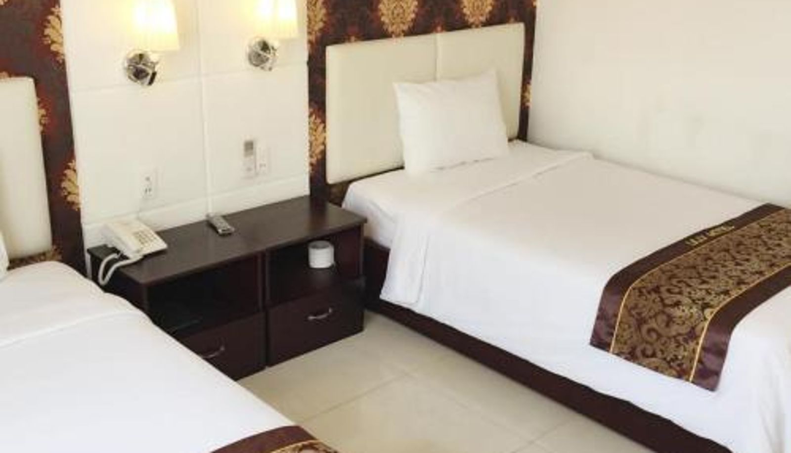 Información - Lilly Hotel