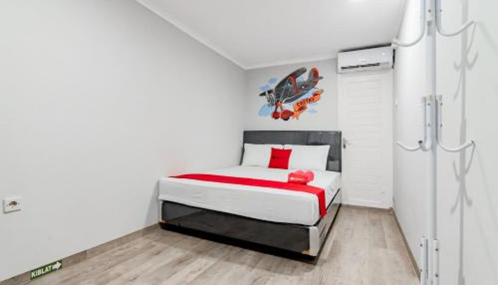 Zimmer - RedDoorz Plus near Lembang Park & Zoo
