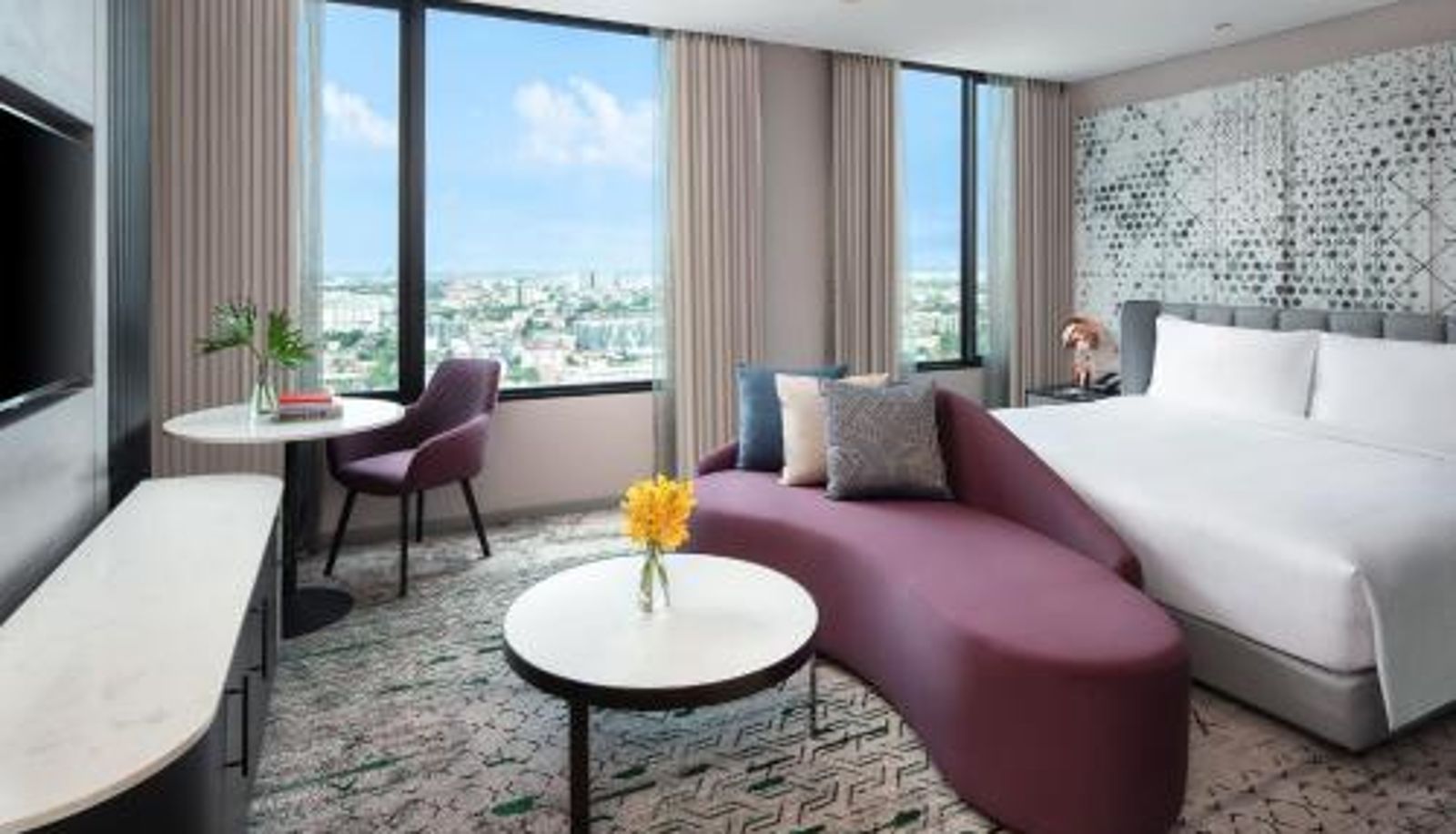 Kamer - Avani Sukhumvit Bangkok Hotel