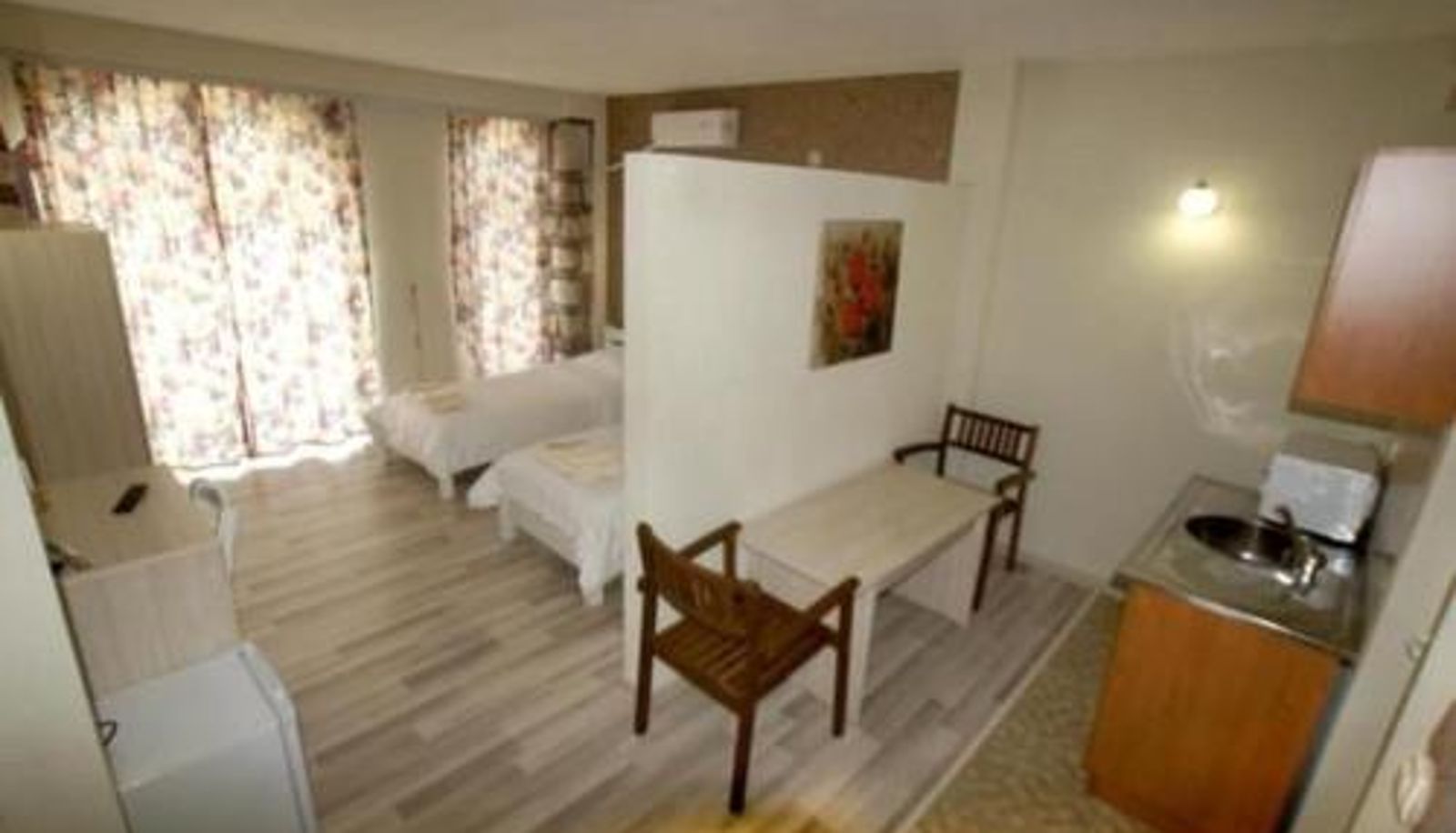 Breakfast room within the restaurant - Hotel Divna