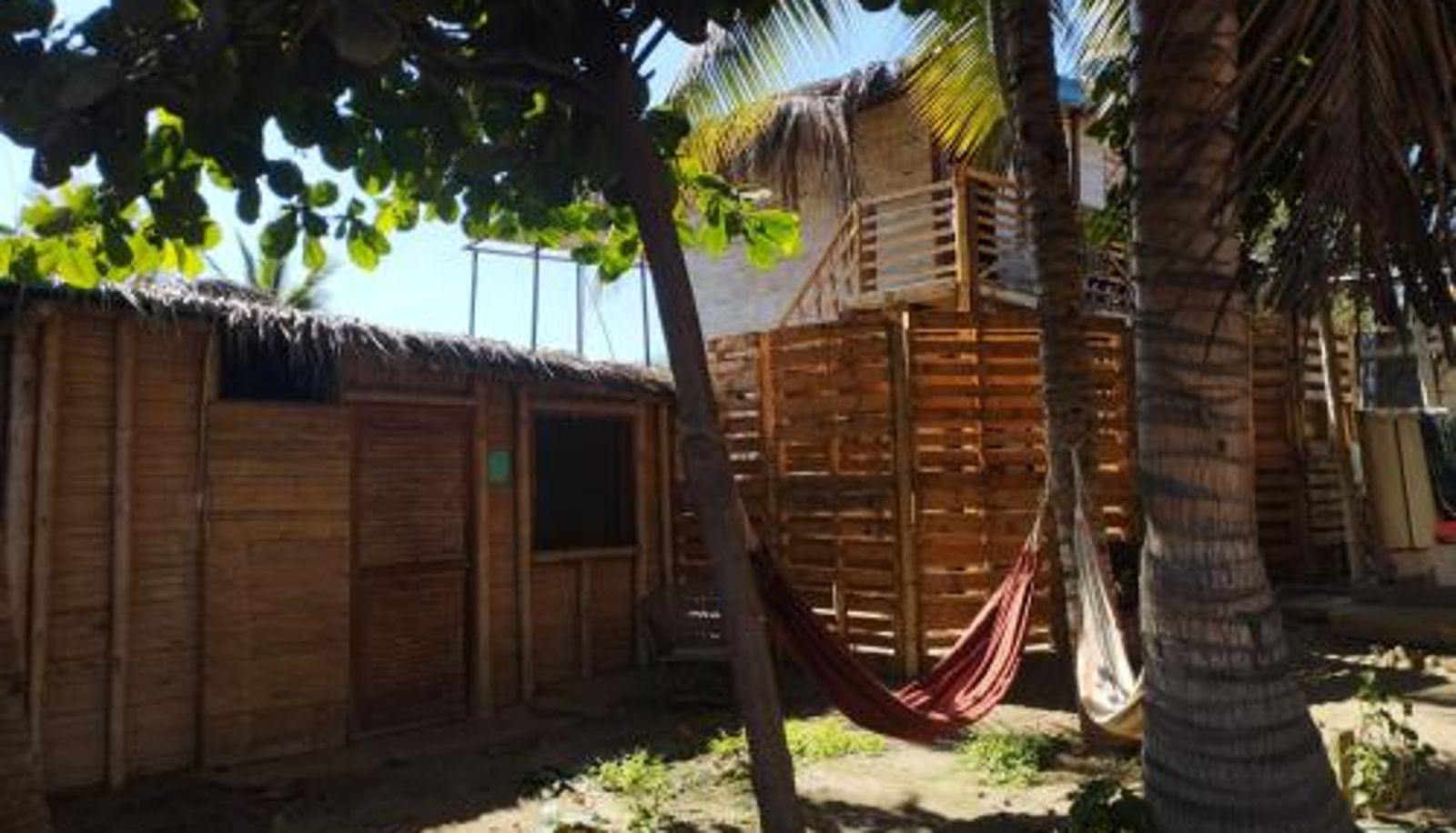 Info - Los Almendros de Máncora
