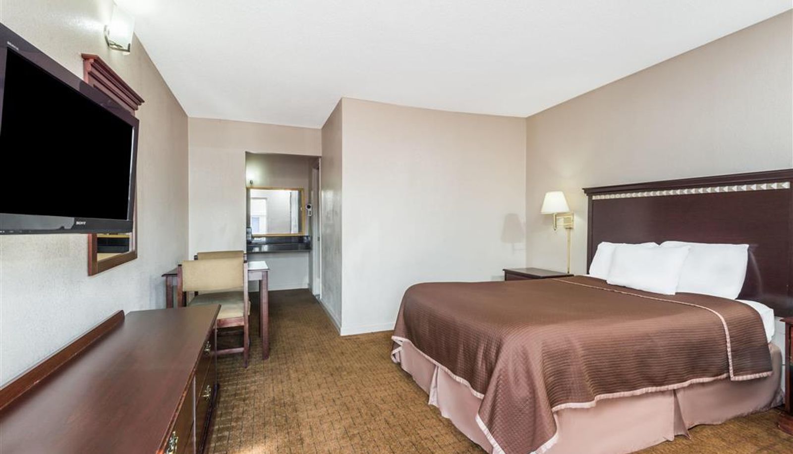 Zimmer - Howard Johnson by Wyndham Springfield