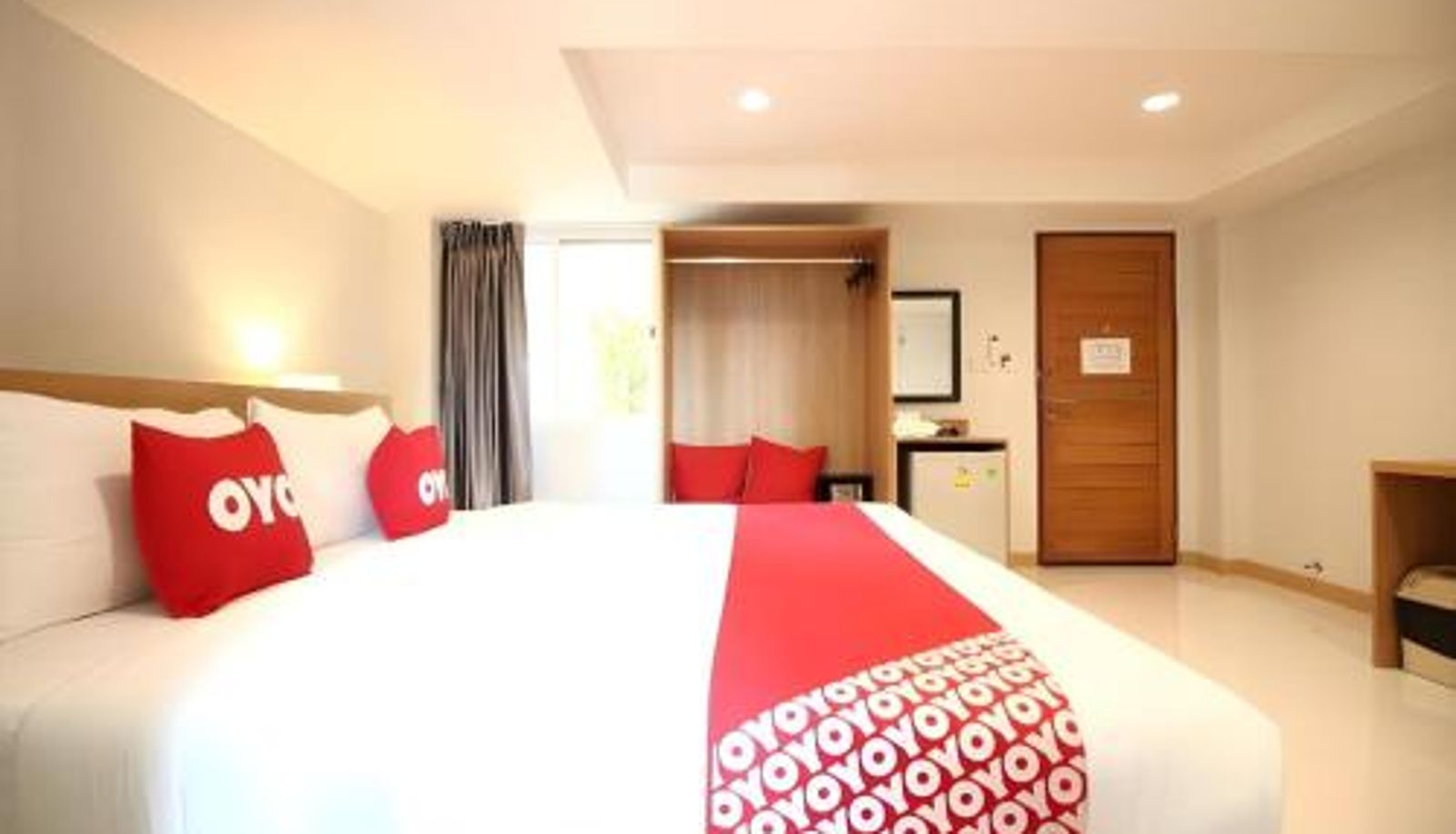 Room - Super OYO 483 Pannee Hotel Khaosan