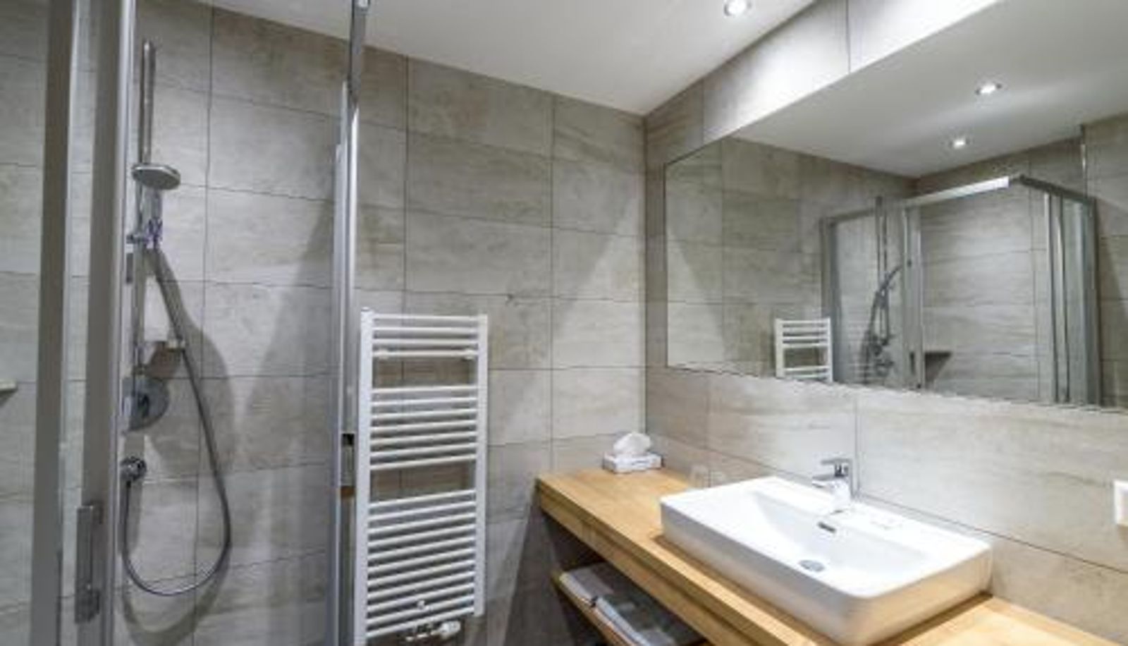 Bathroom - Hotel & Gasthof Taferne