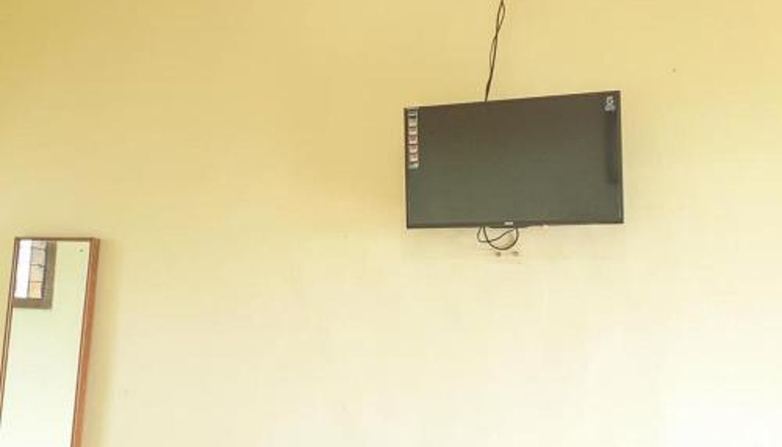 Zimmer - Hotel Bumi Bermi Permai near Bermi Eco Park Mitra RedDoorz