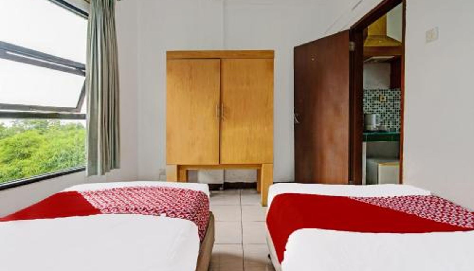 Kamer - Super OYO Capital O 91810 Hotel Balebat 2