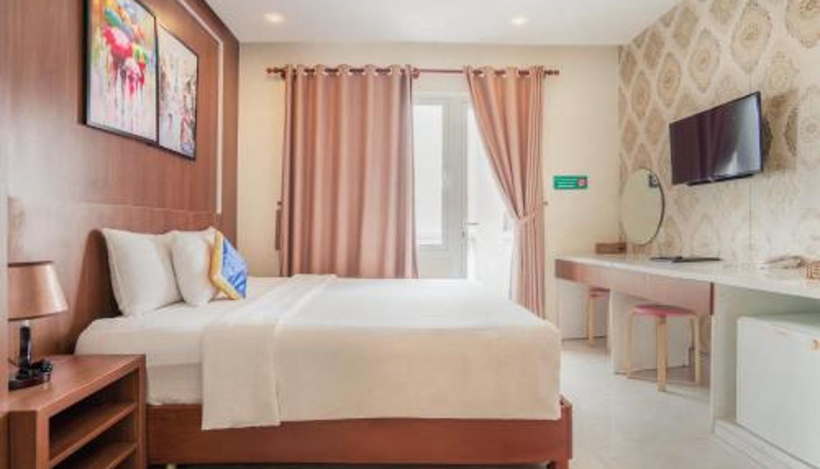 Info - C'Lavie Hotel - Saigon Airport Hotel