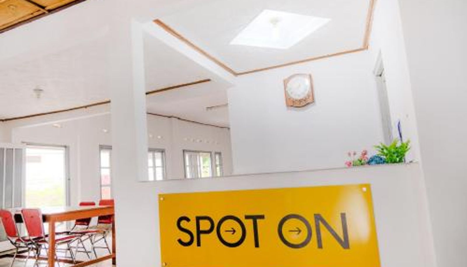 Recepcja - OYO Life 2638 Hotel Raya