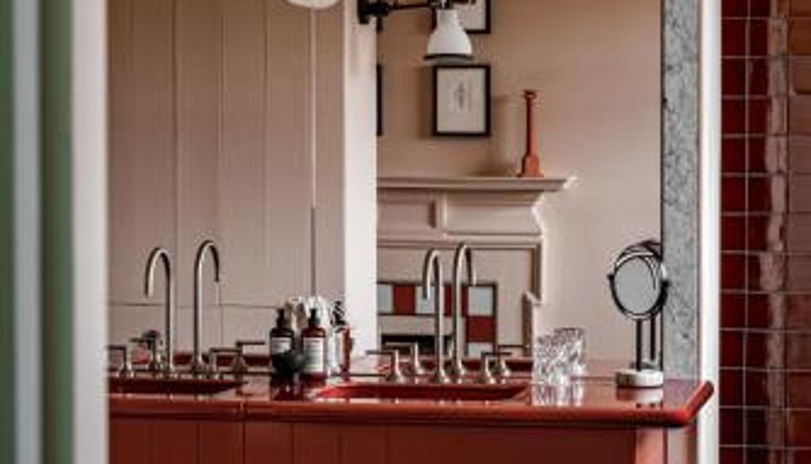 Badezimmer - Cowley Manor Experimental