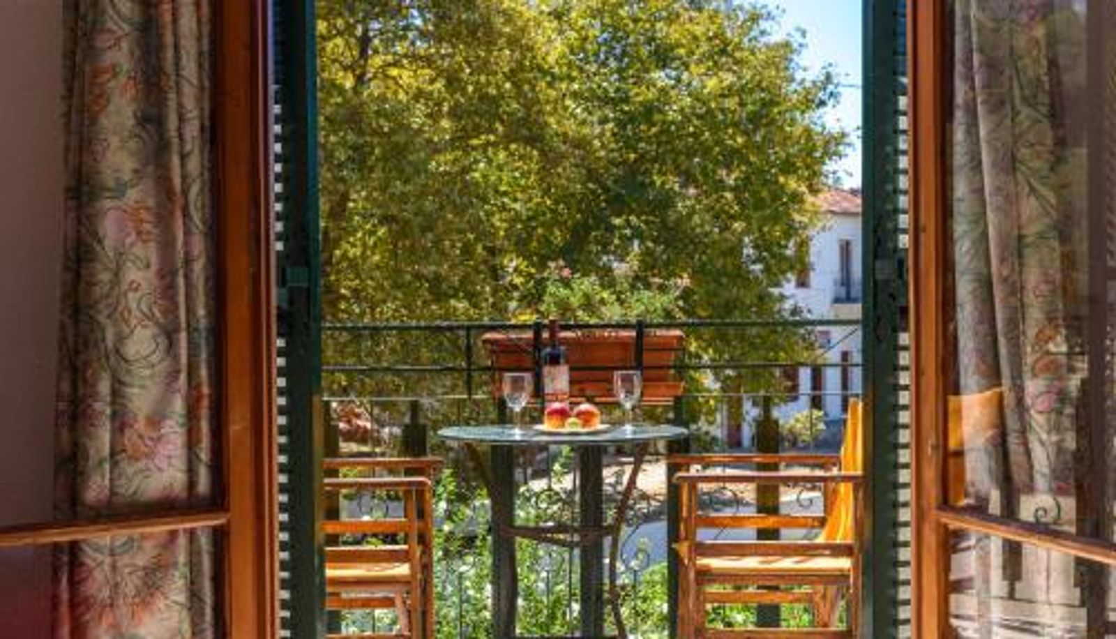 Zimmer mit Balkon - Des Roses Hotel