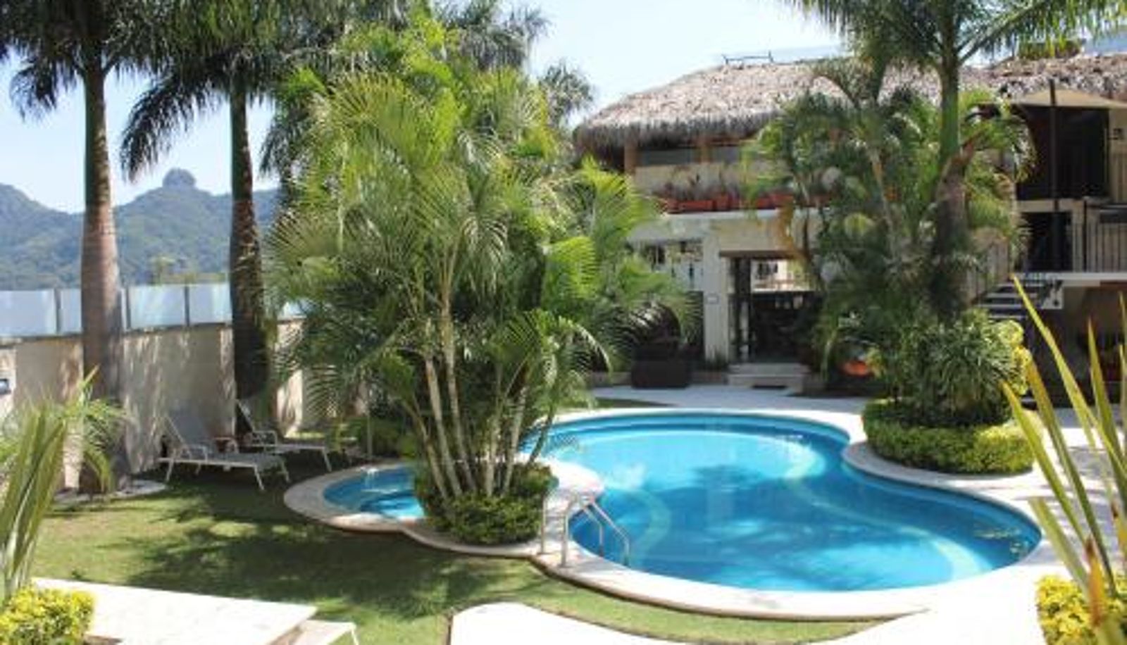 Info - Nequi Hotel Boutique