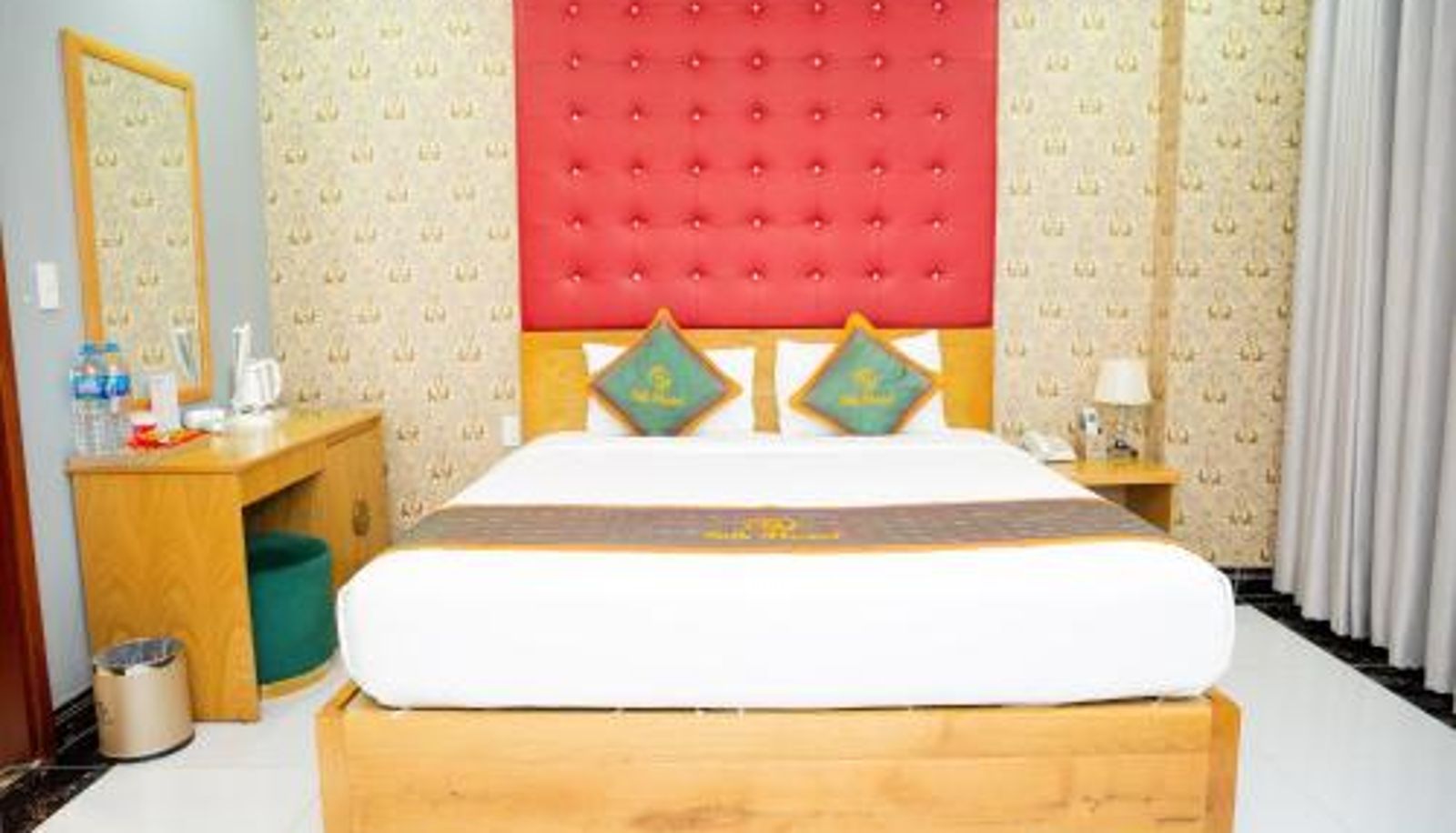 Standard room - Silk Hotel near Tan Son Nhat Airport