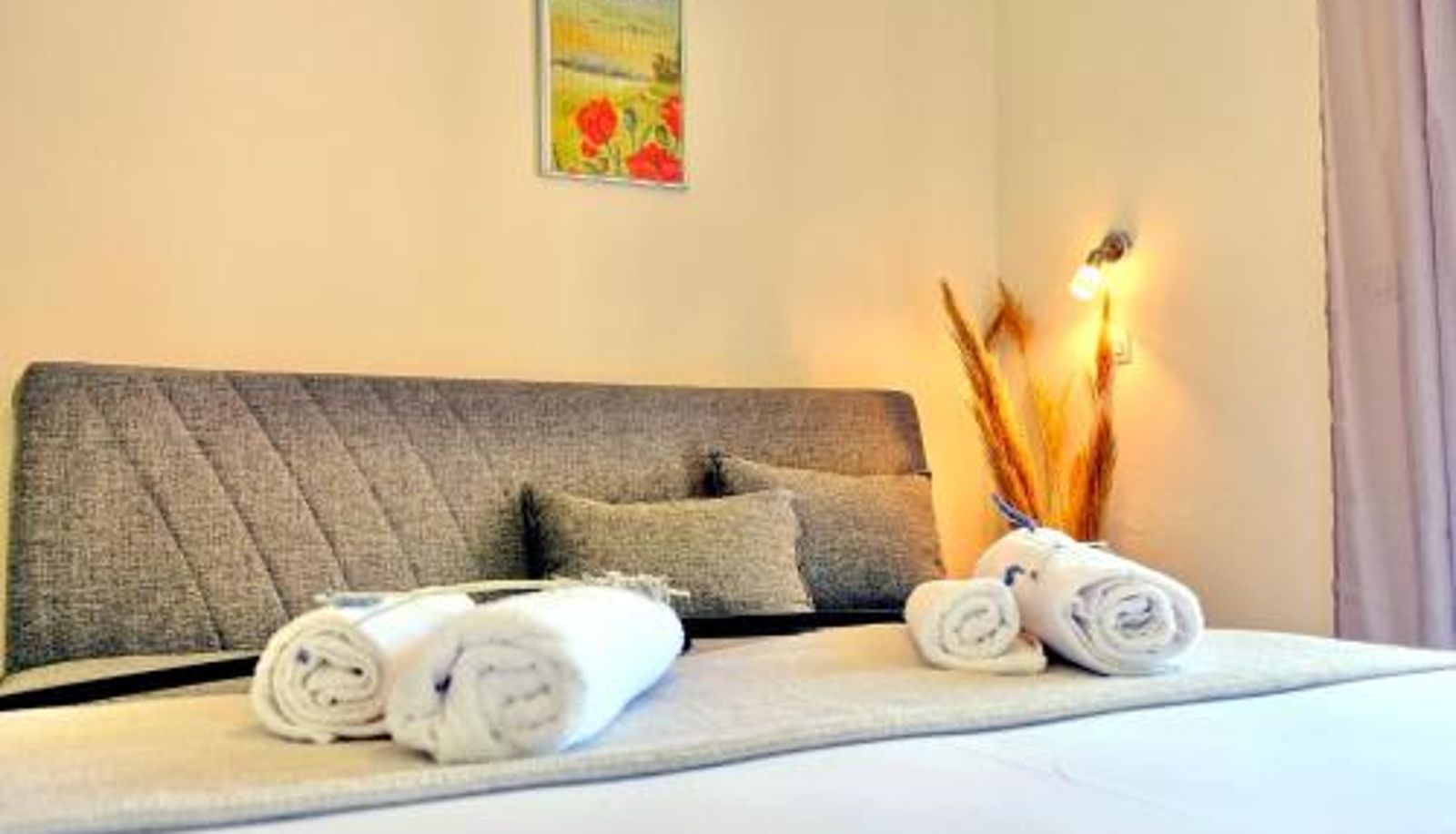 Apartment - Kapougiati Studios - Ilia Edipsos Sunny and Cozy Getaways