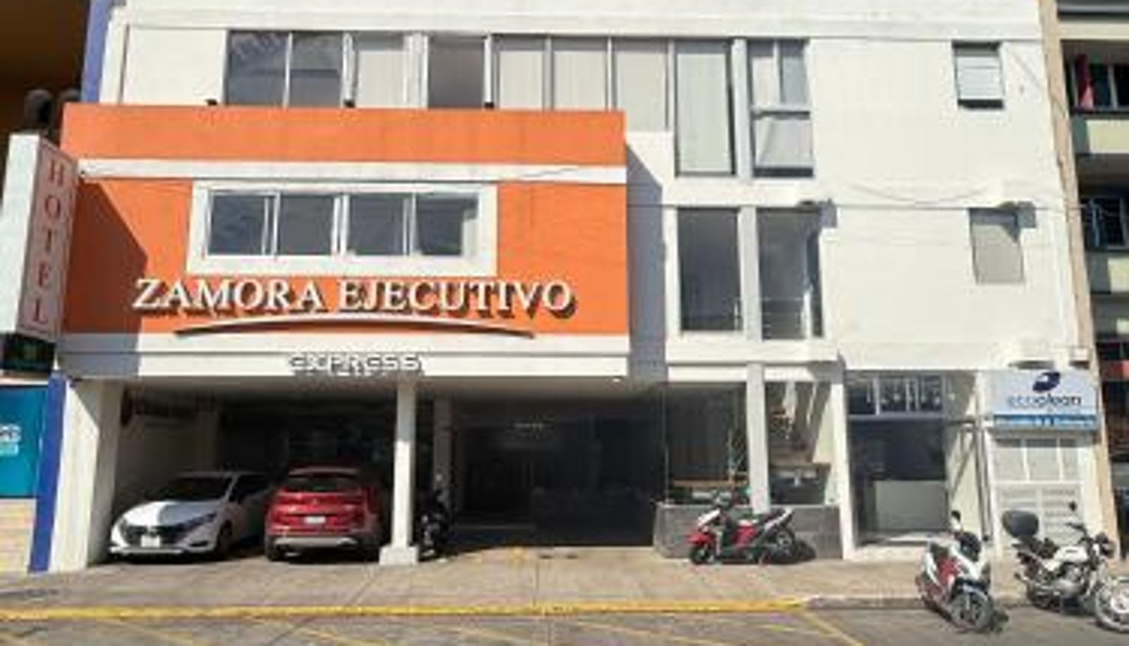 Area esterna dell'hotel - ZAMORA EJECUTIVO EXPRESS