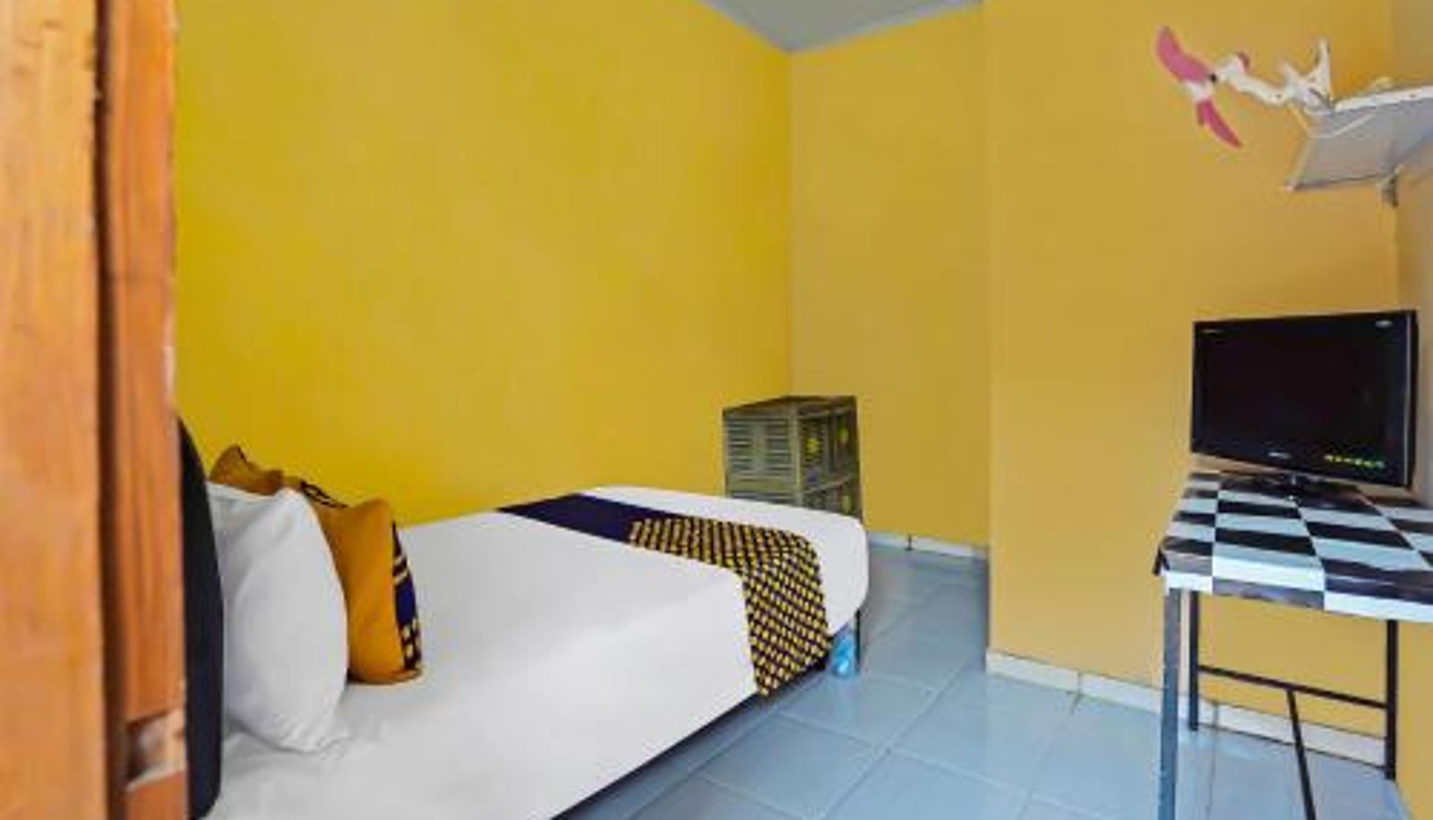 Kamer - SPOT ON 92475 Rc Homestay Syariah