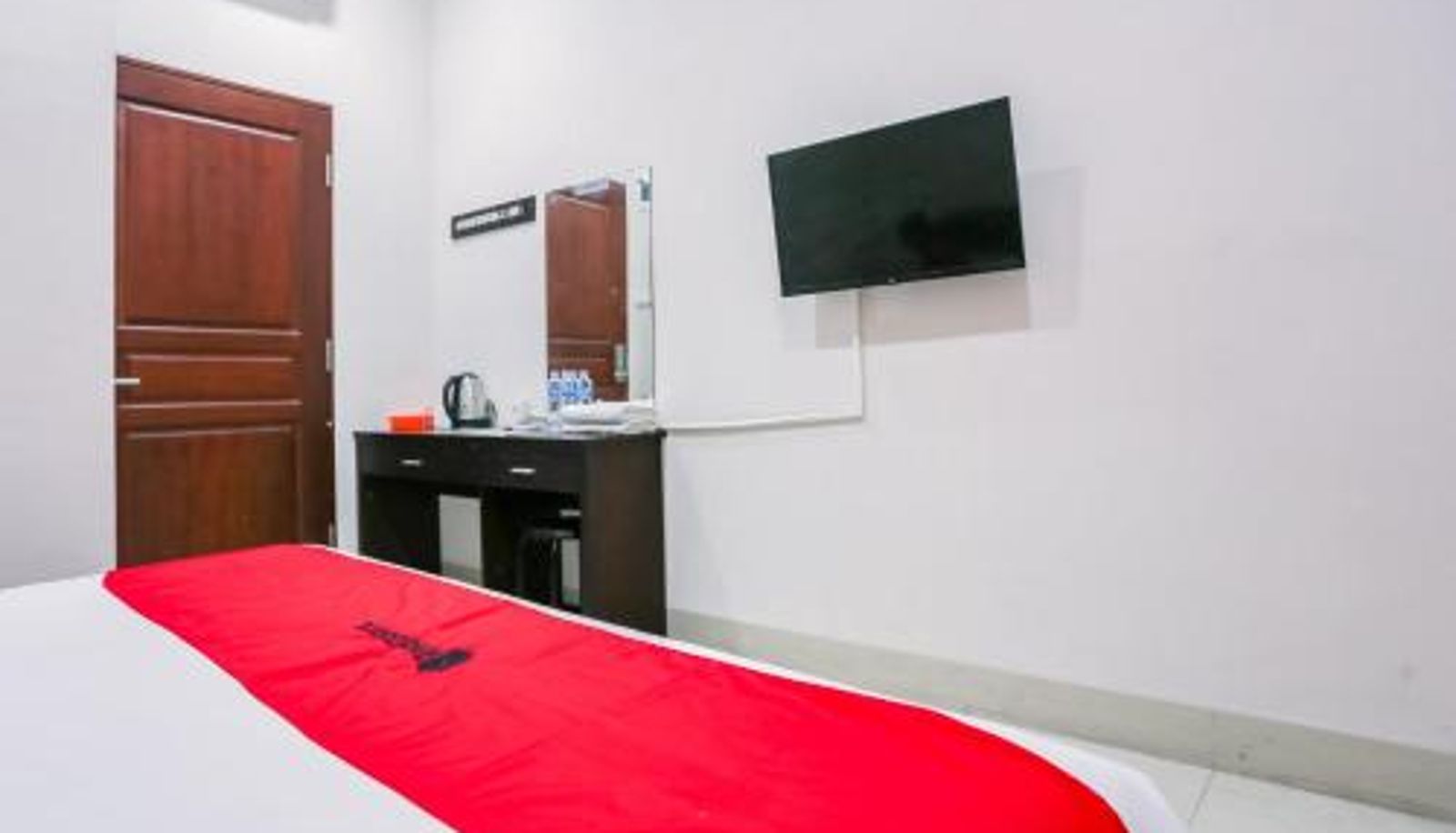 Zimmer - RedDoorz at Seindo Hotel Medan