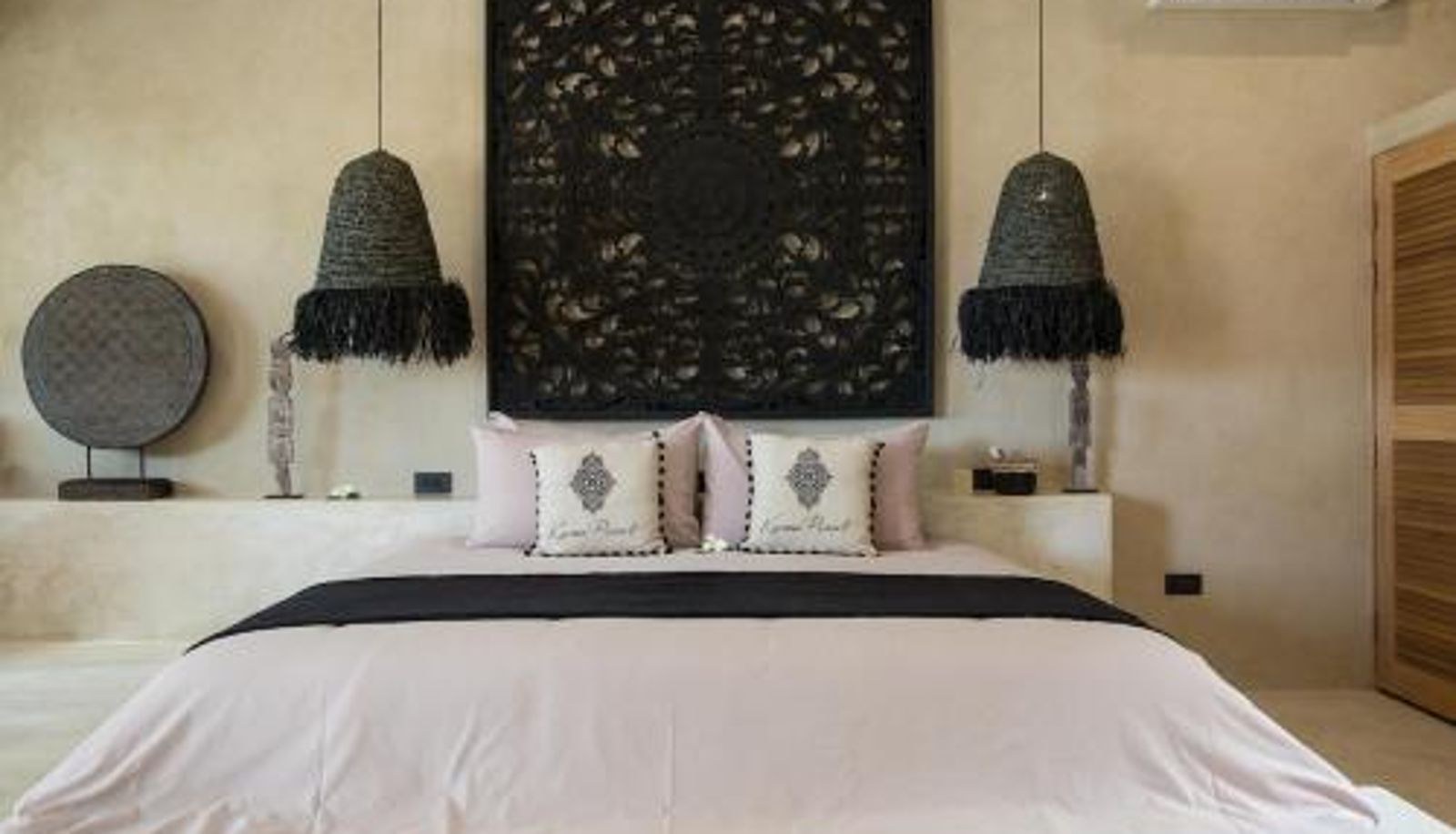 Room - Karma Resort
