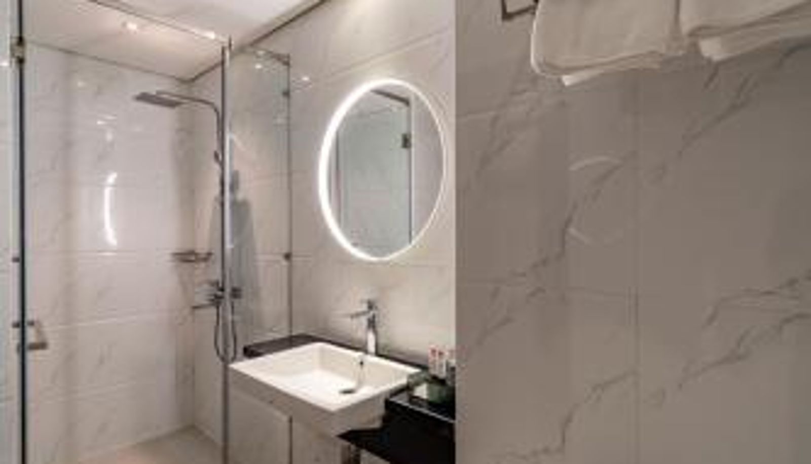 Łazienka - Edoya Hotel Ben Thanh