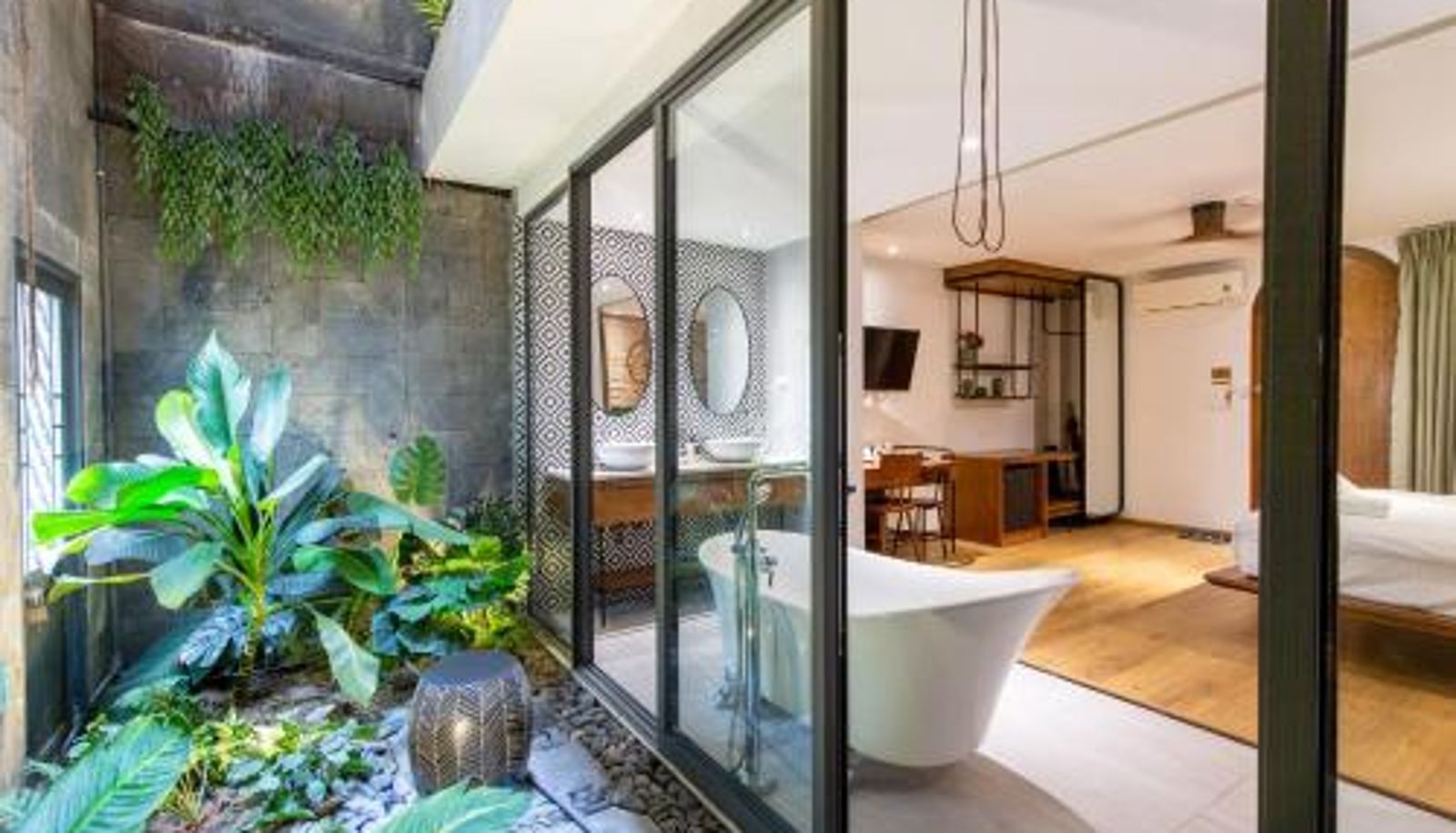 Info - Seaforest Hotel by Haviland