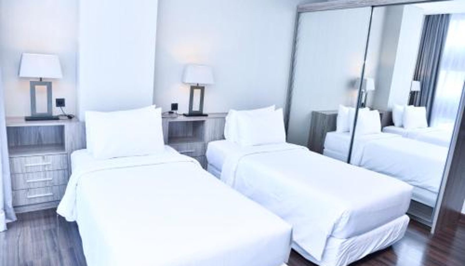 Kamer - Azana Suites Hotel Antasari