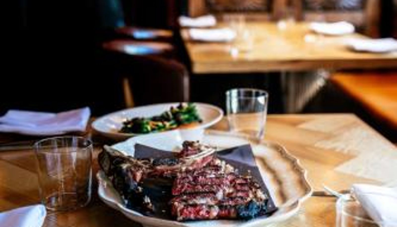 Frühstücksraum innerhalb des Restaurants - Parador 44