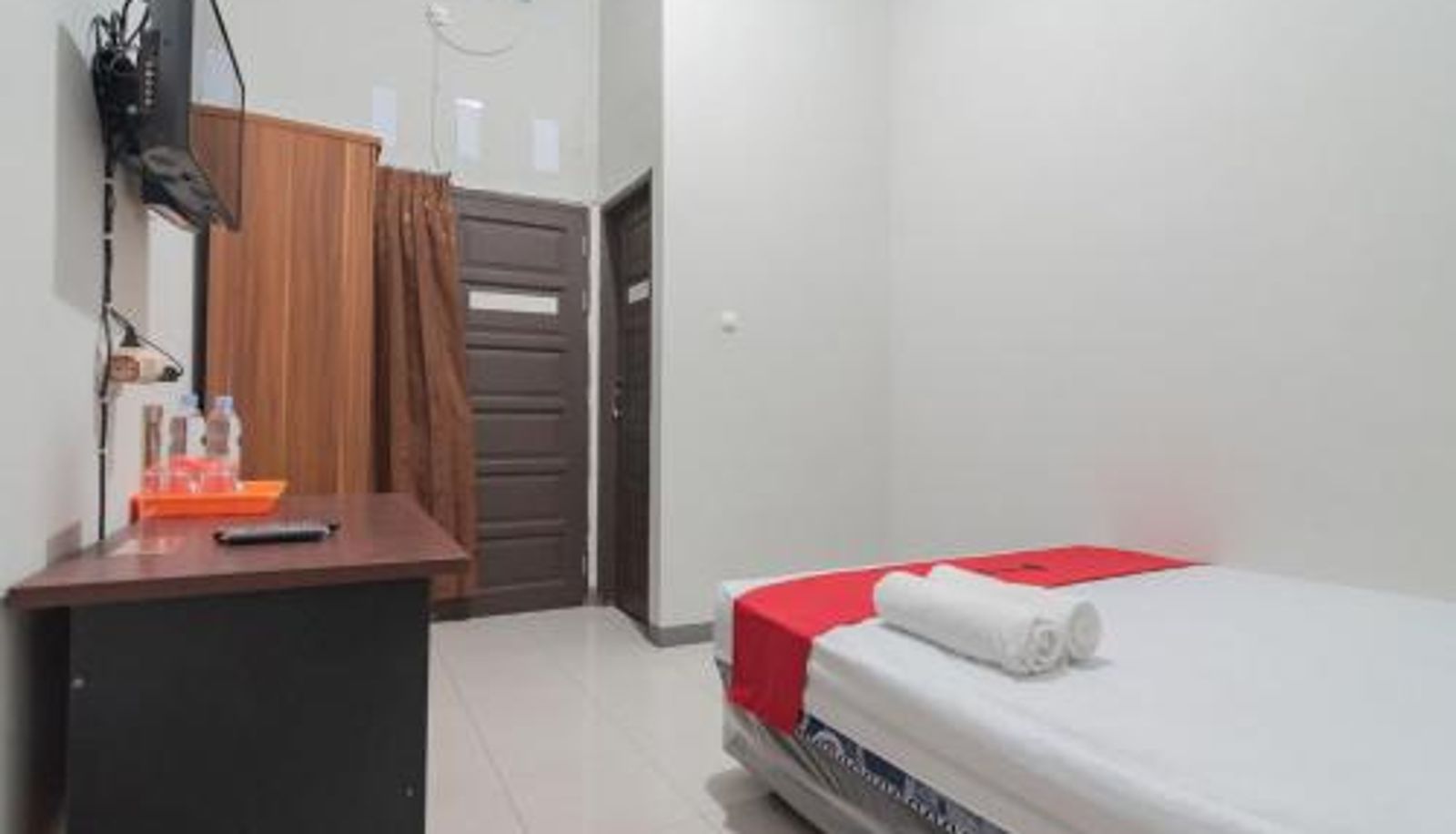 Room - RedDoorz Syariah near Jalan Jakarta Samarinda