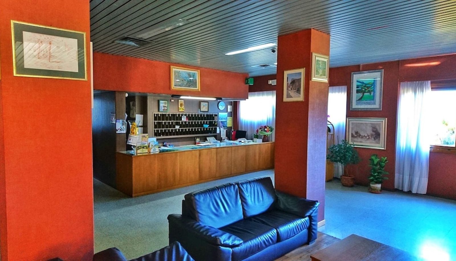 Recepción - Hotel Holidays