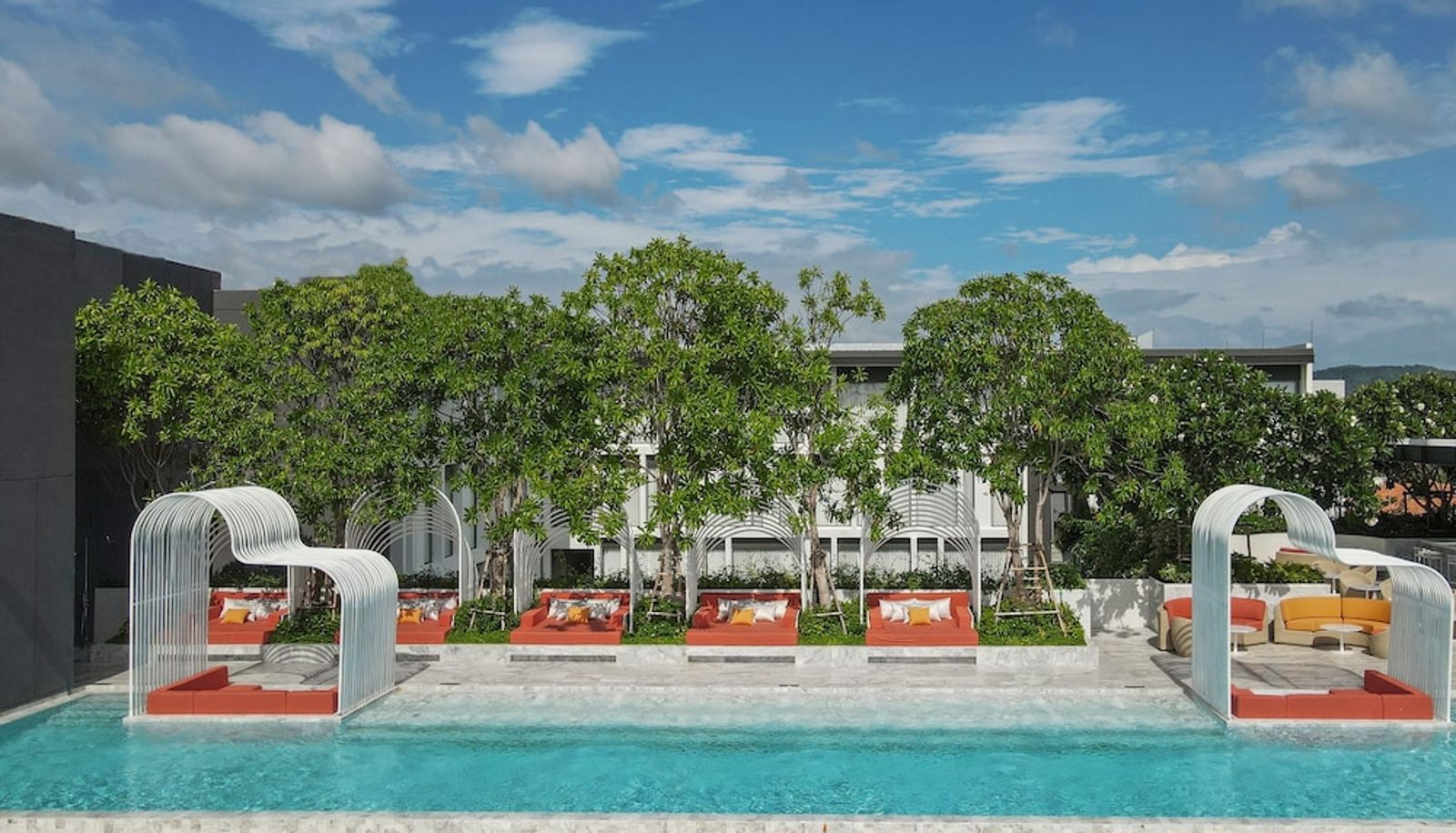 Pool - dusitD2 Hua Hin