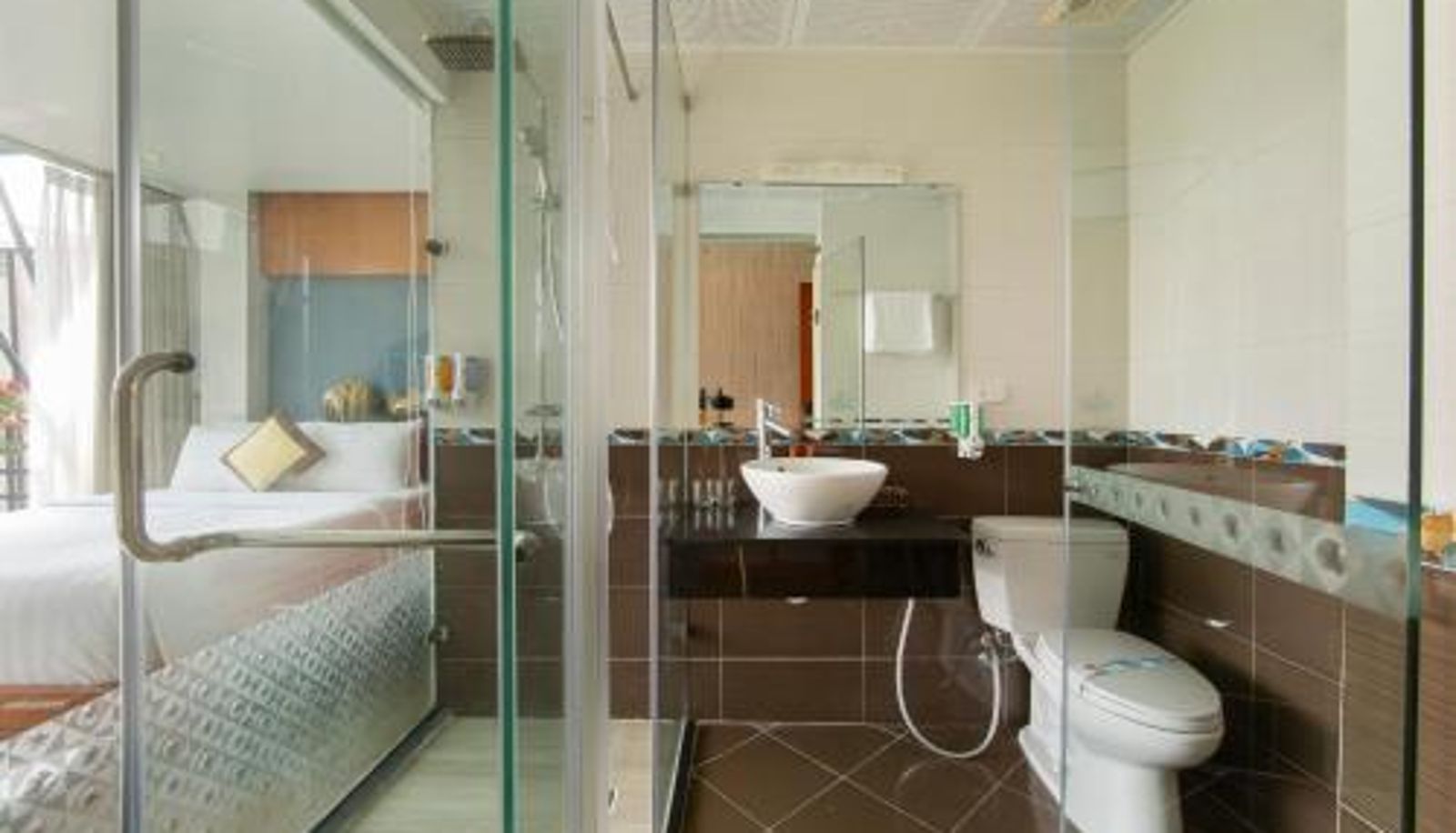 Suite - Hanoi Lotus Boutique Hotel