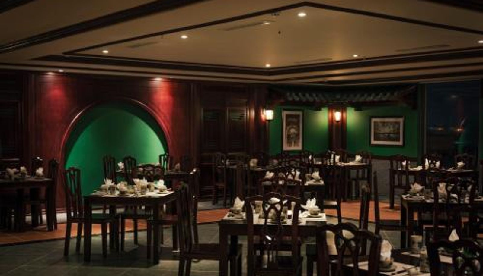 Sala prima colazione all'interno del ristorante - La Vela Hue Hotel