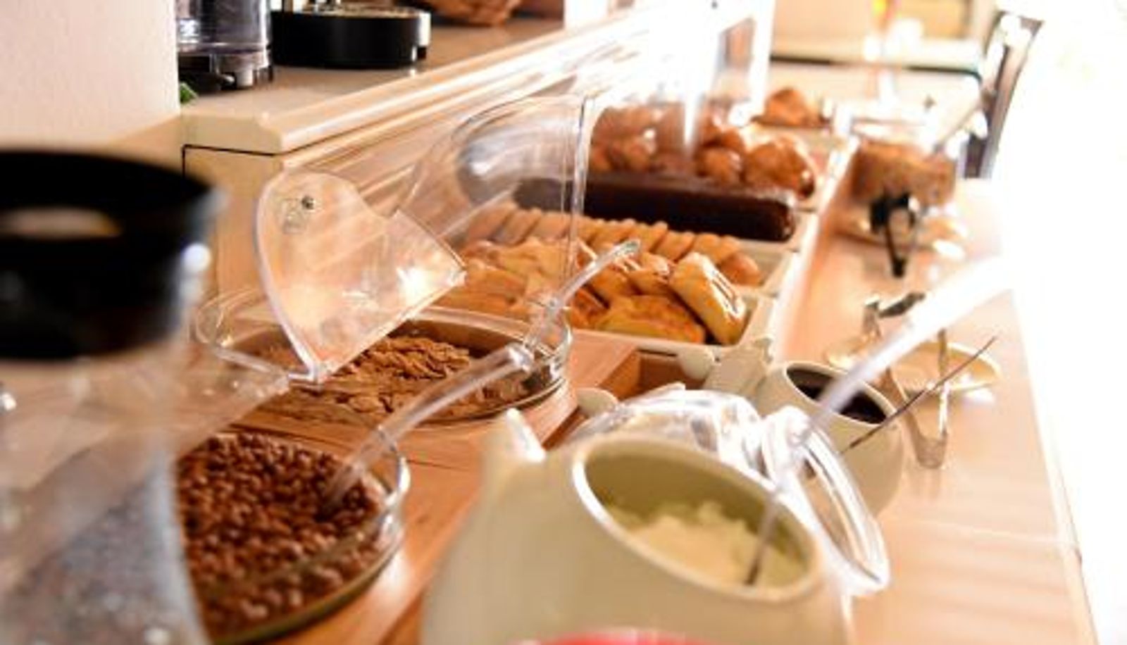 Frühstücksraum innerhalb des Restaurants - Hotel Messaria