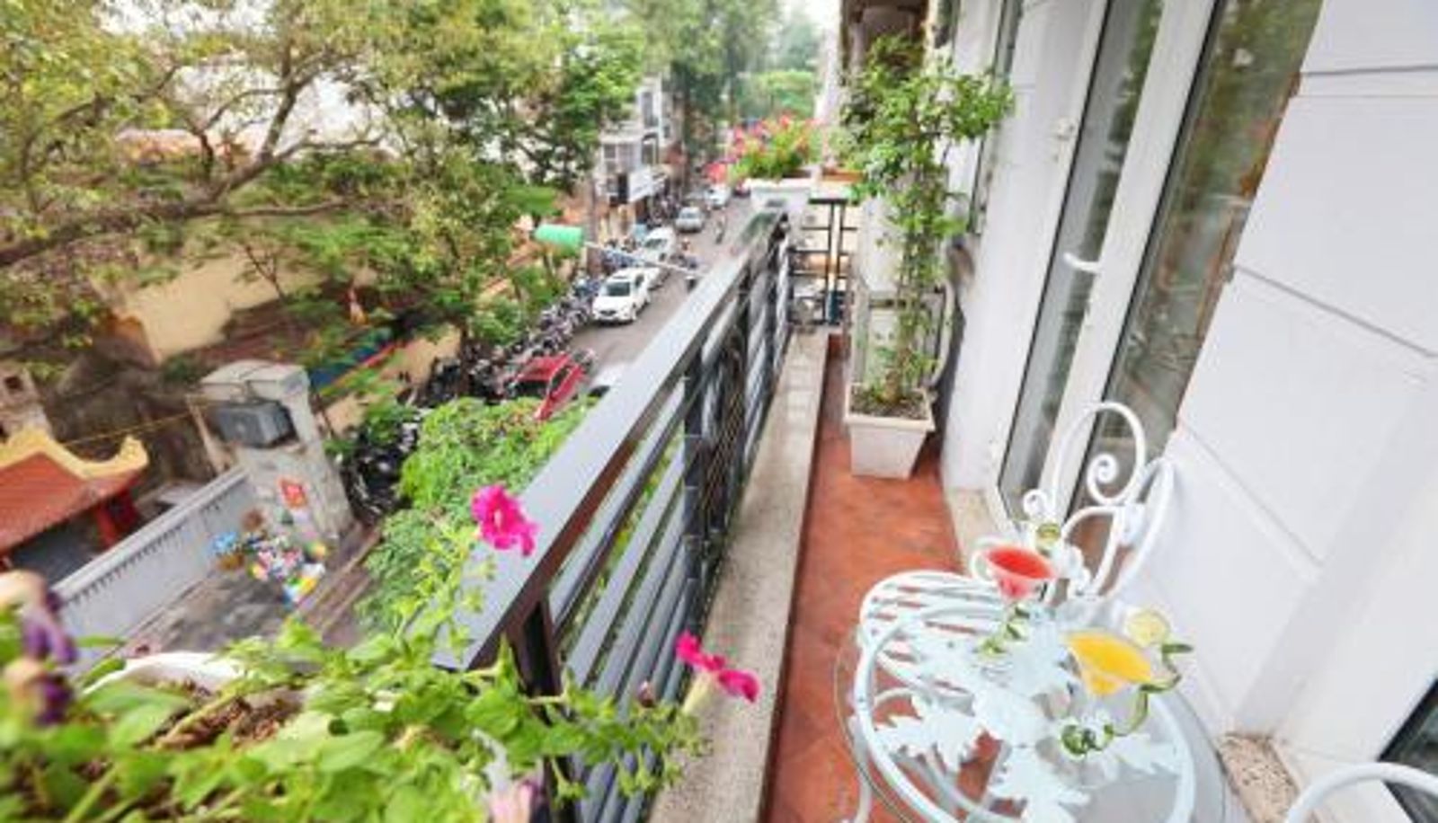 Terasse - Hanoi Siva Luxury Hotel & Travel