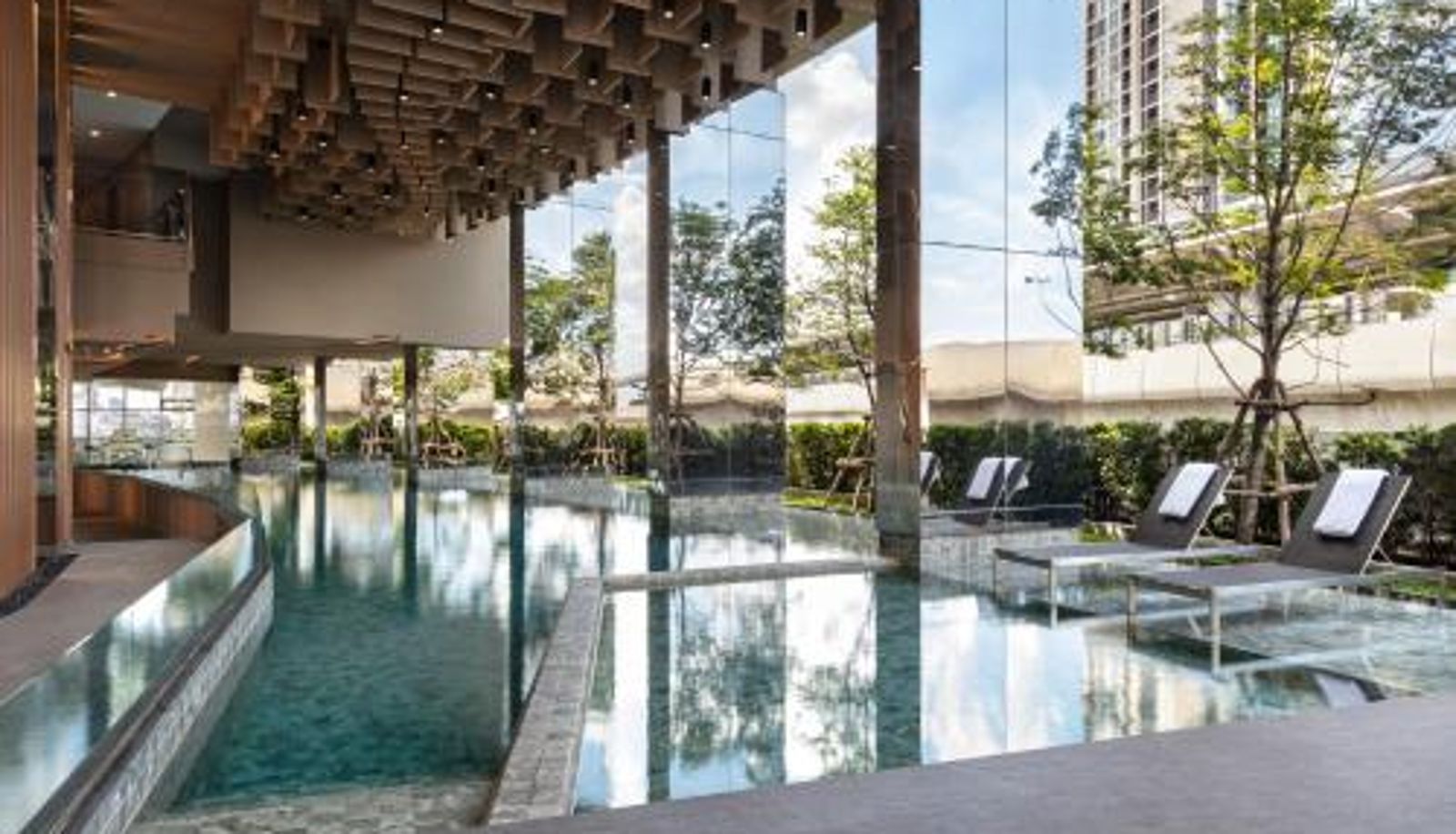 Basen - Oakwood Suites Tiwanon Bangkok