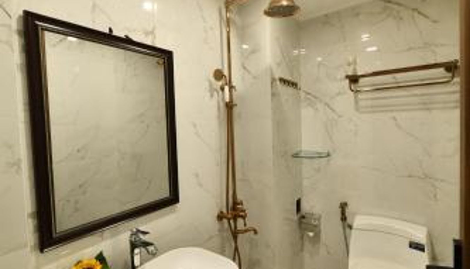 Bathroom - Kingdom Hanoi Hotel