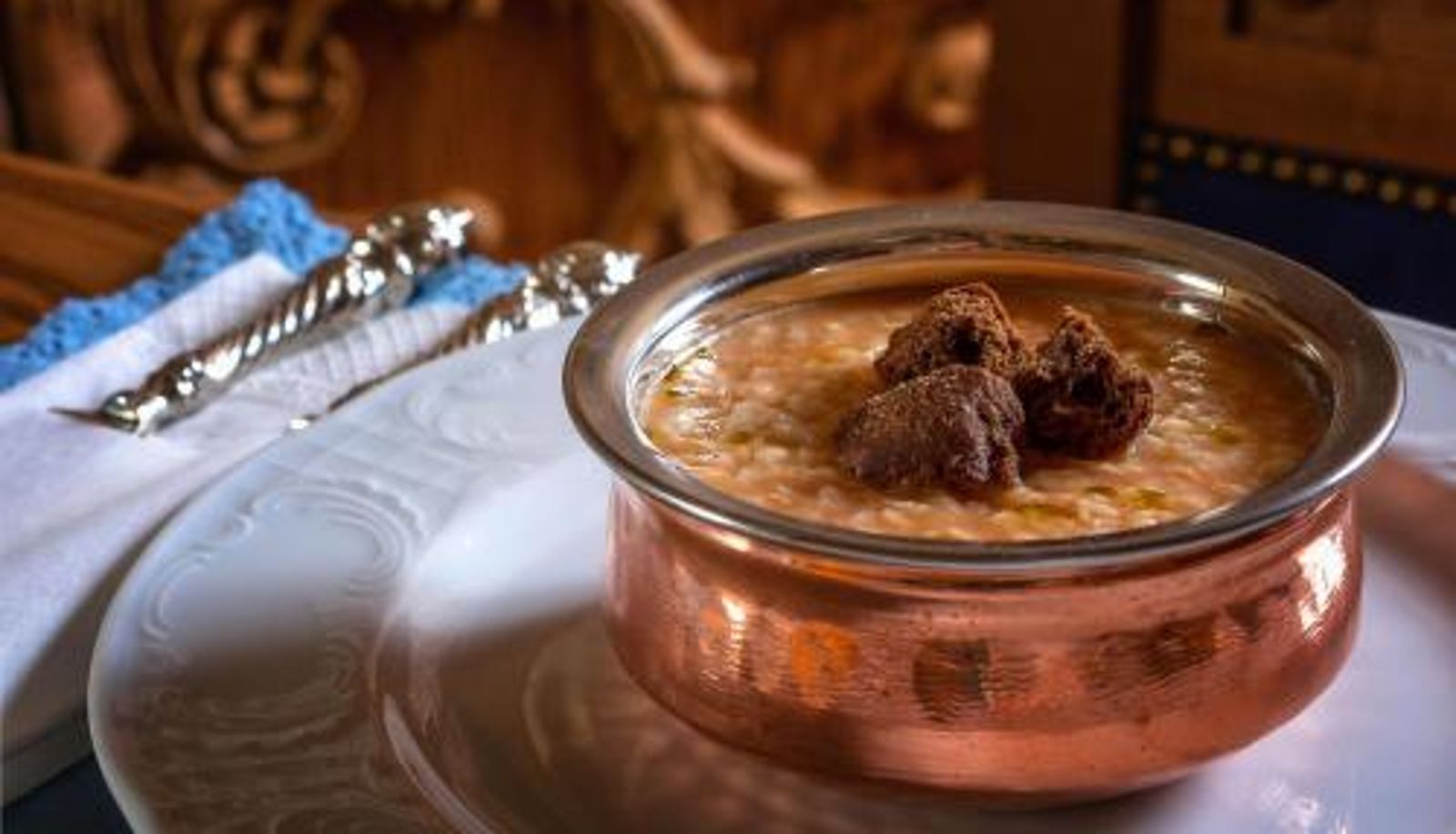 Info - KAMARES Historic Boutique Hotel & Spa