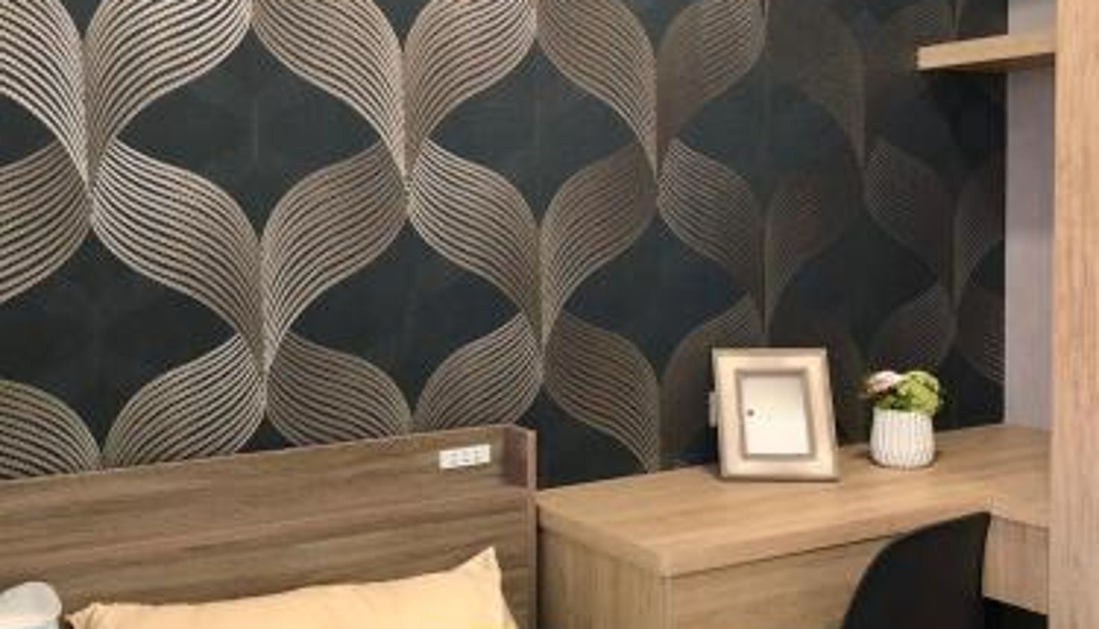 Room - F Condo